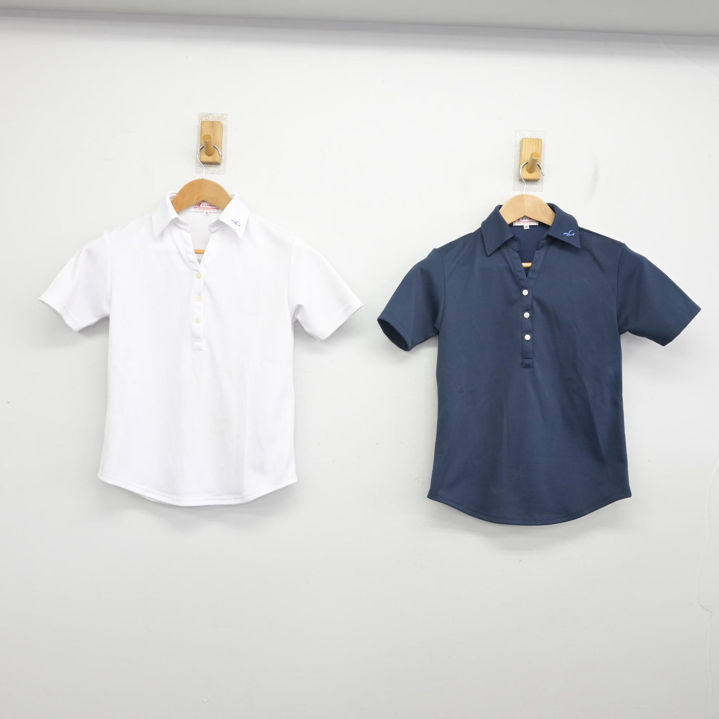 【中古】兵庫県 神戸学院大学附属高等学校 女子制服 2点 (シャツ) sf092103