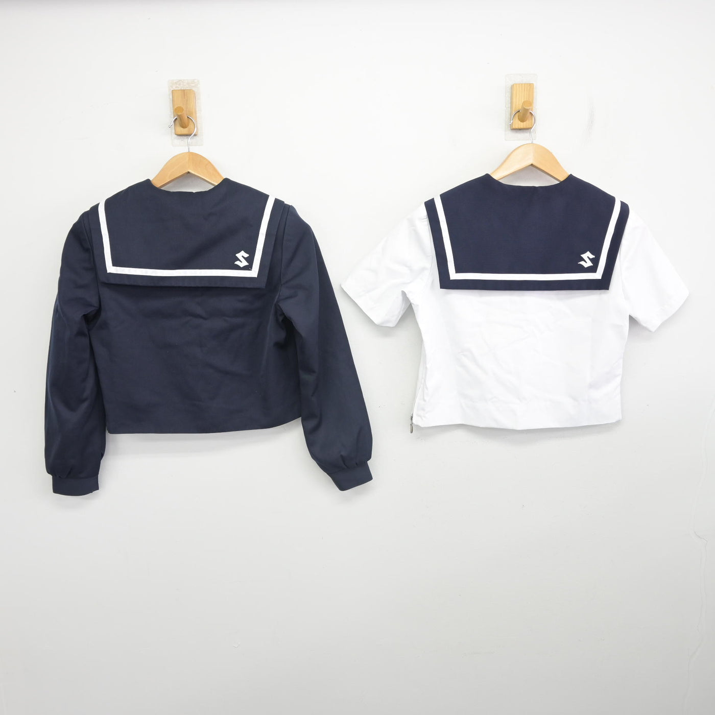 【中古】香川県 丸亀市立南中学校 女子制服 3点 (セーラー服・セーラー服) sf092146