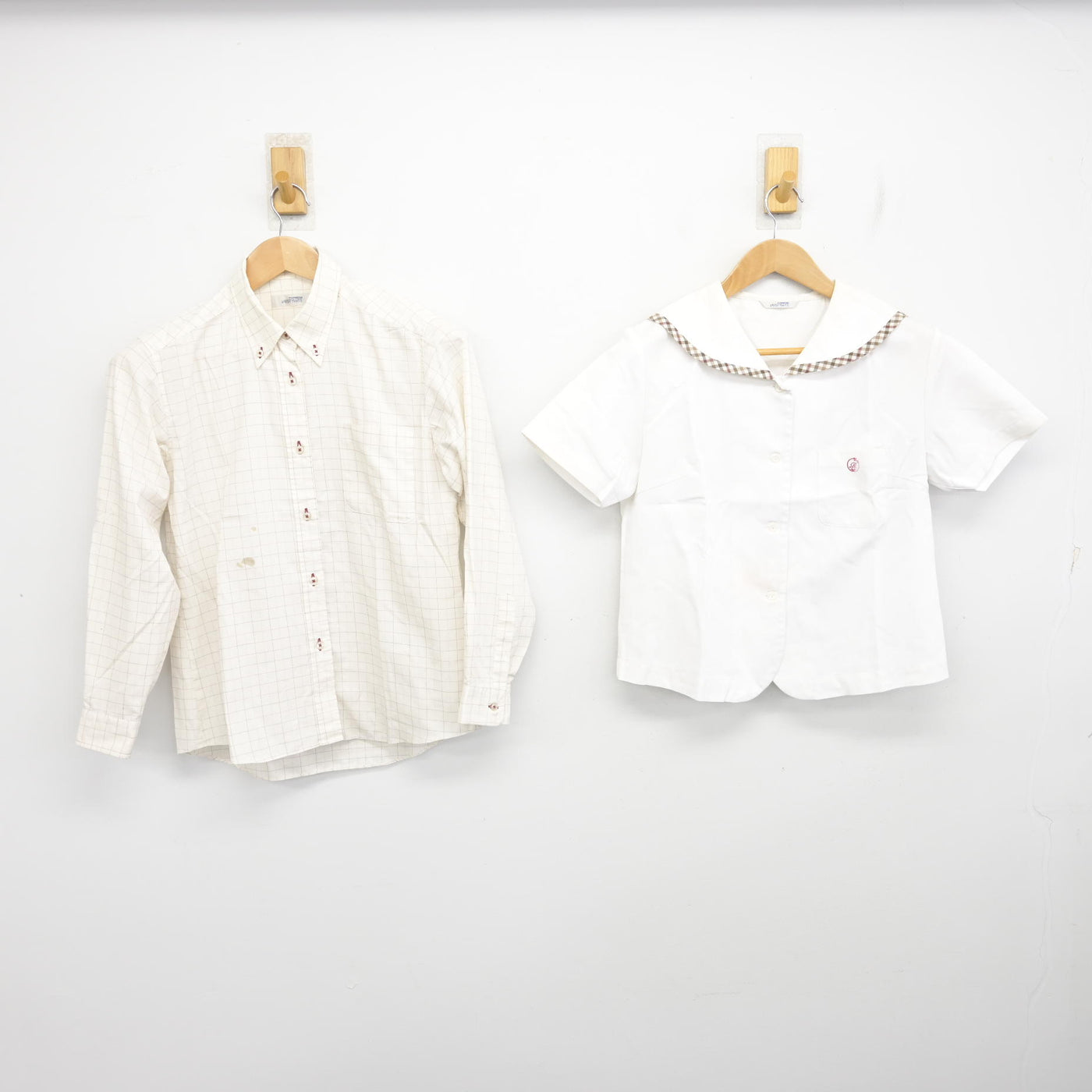 【中古】佐賀県 佐賀龍谷学園龍谷高等学校 女子制服 2点 (ブラウス・ブラウス) sf092165