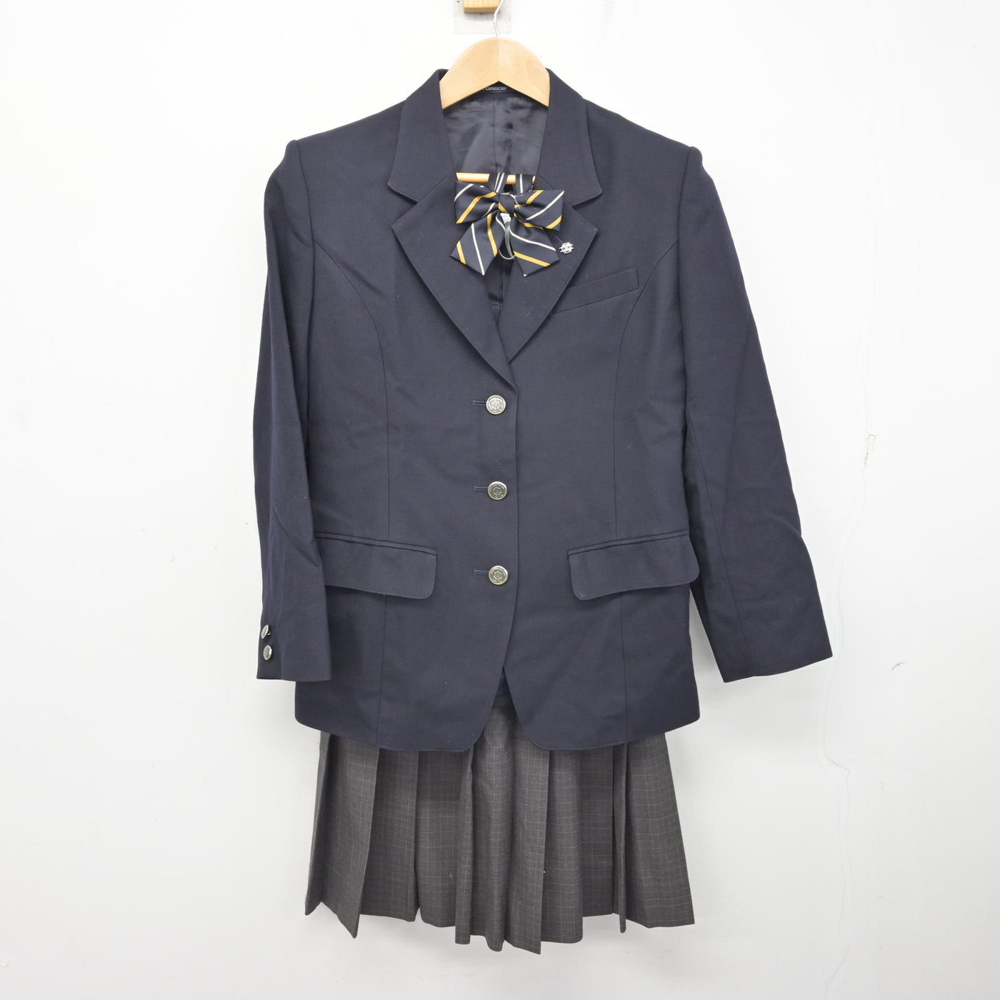 【中古】北海道 札幌平岸高等学校 女子制服 5点 (ブレザー・ニット・スカート) sf092173
