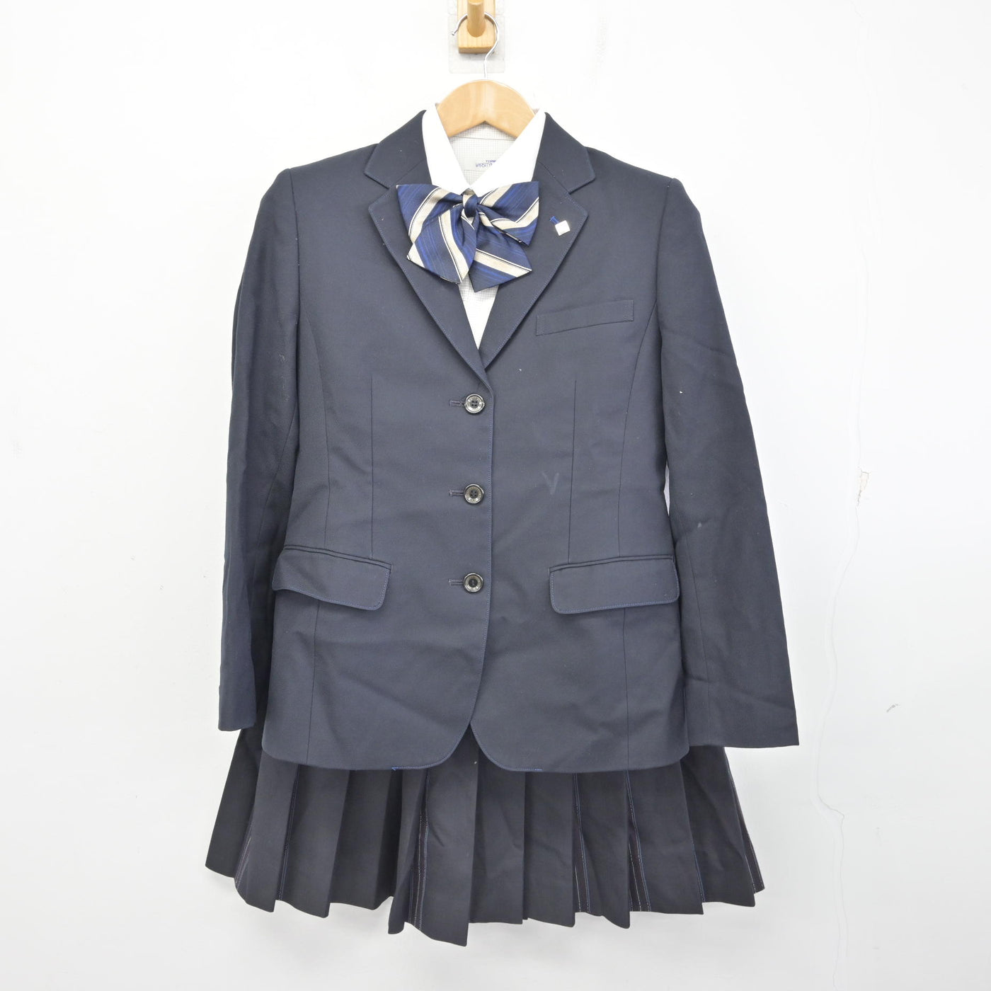 【中古】東京都 八王子実践高等学校 女子制服 5点 (ブレザー・シャツ・スカート) sf092256