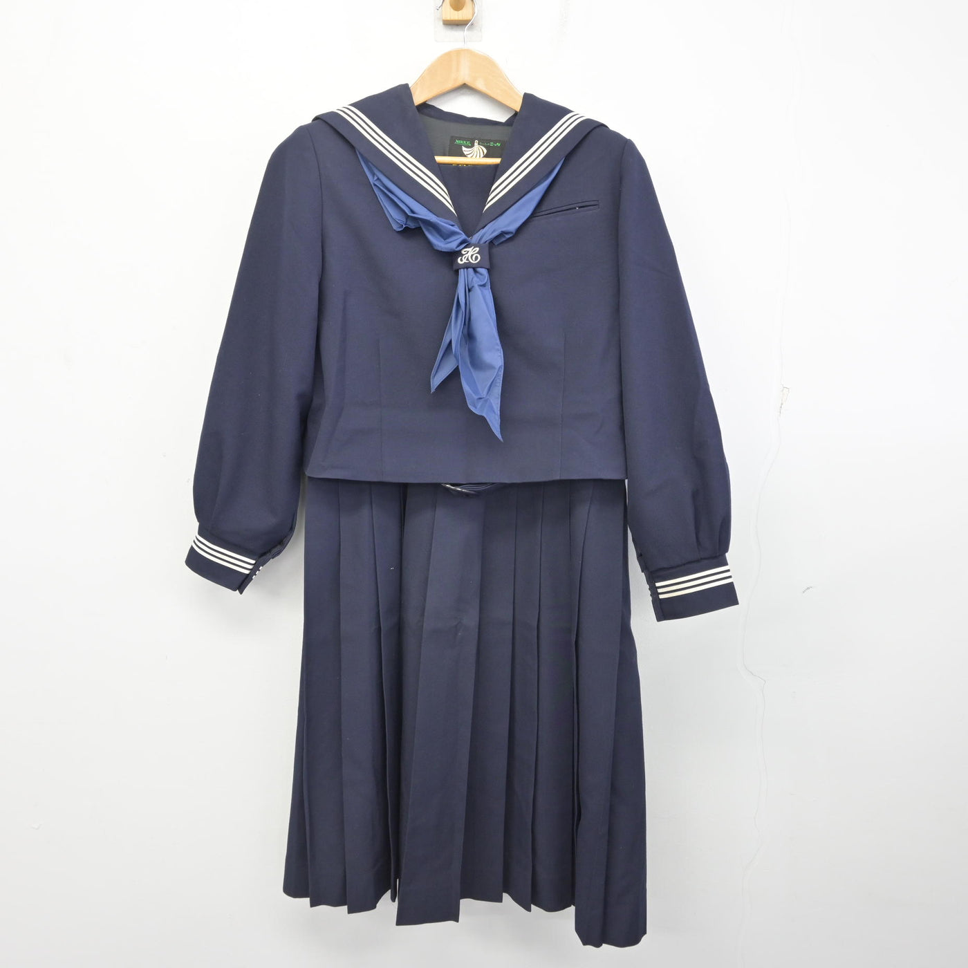 【中古】千葉県 柏第五中学校 女子制服 3点 (セーラー服・ジャンパースカート) sf092265