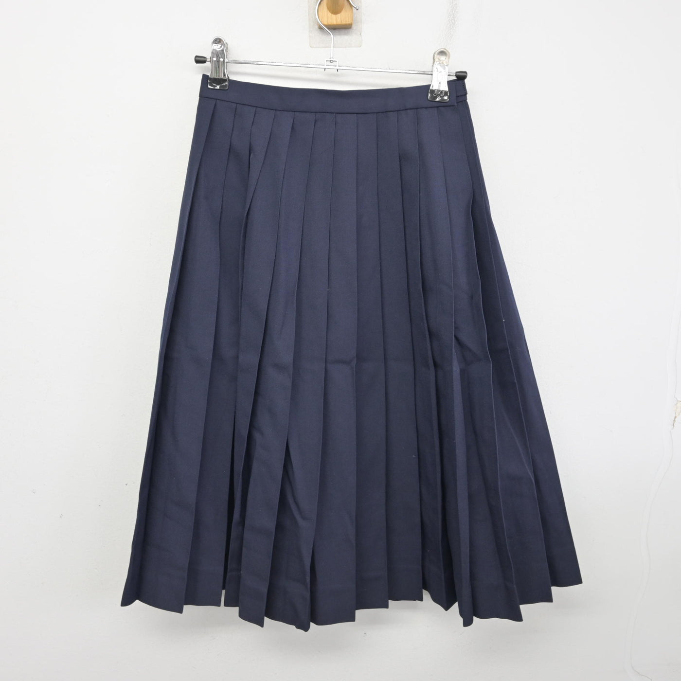【中古】愛知県 津島北高等学校 女子制服 2点 (セーラー服・スカート) sf092600