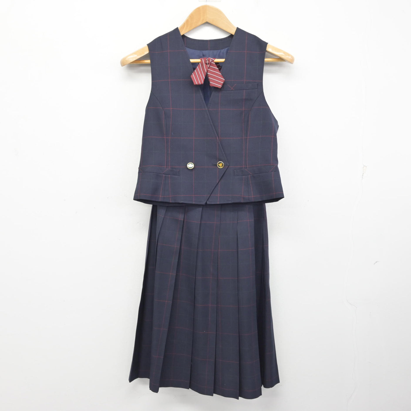 中古】北海道 札幌白石高等学校 女子制服 3点 (ベスト・スカート 
