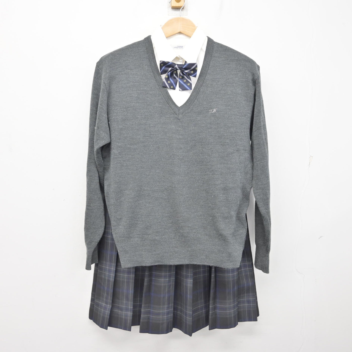 【中古】愛知県 豊橋高等学校 女子制服 4点 (ニット・シャツ・スカート) sf093095