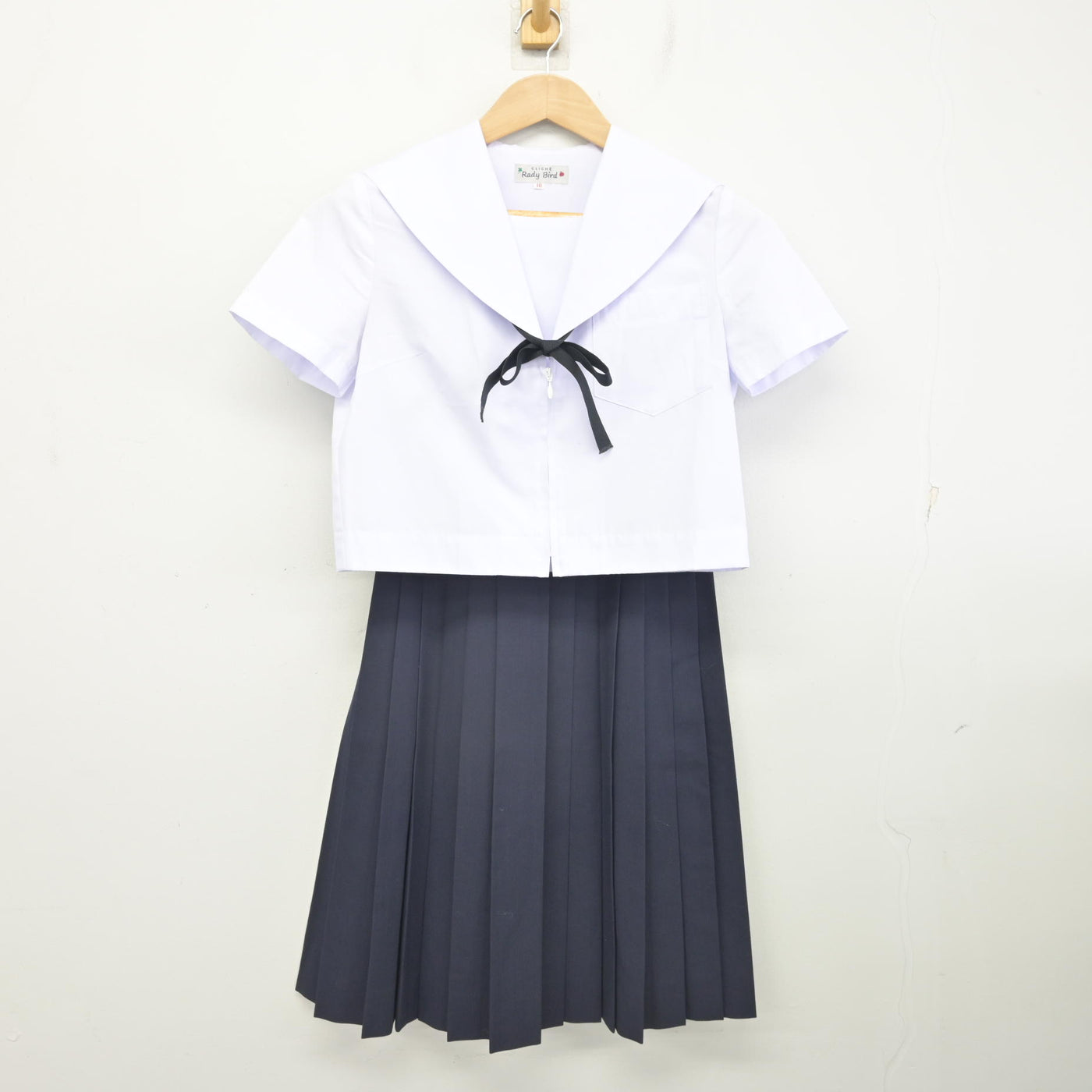 中古】愛知県 川名中学校 女子制服 3点 (セーラー服・スカート