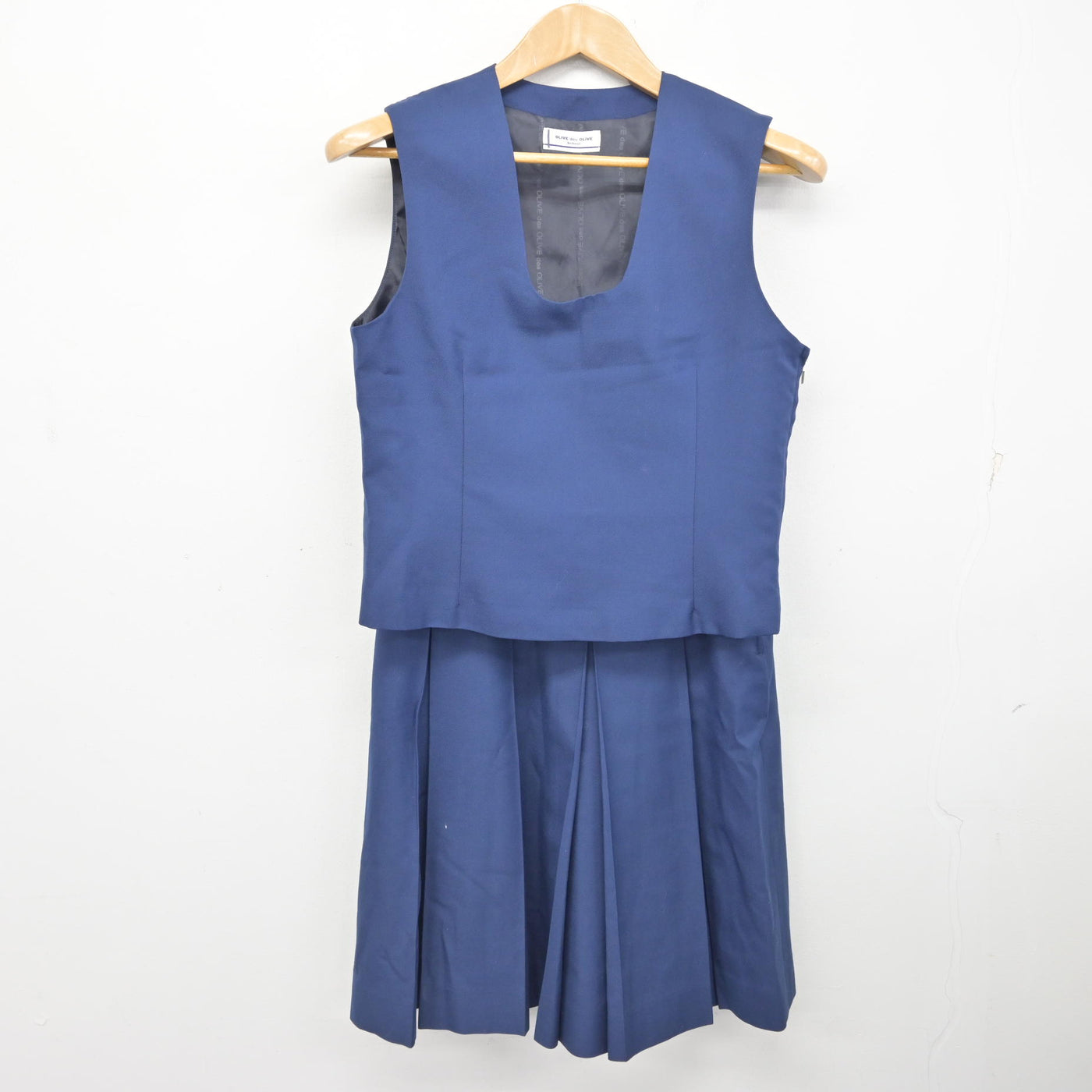 中古】埼玉県 三室中学校 女子制服 3点 (ブレザー・ベスト