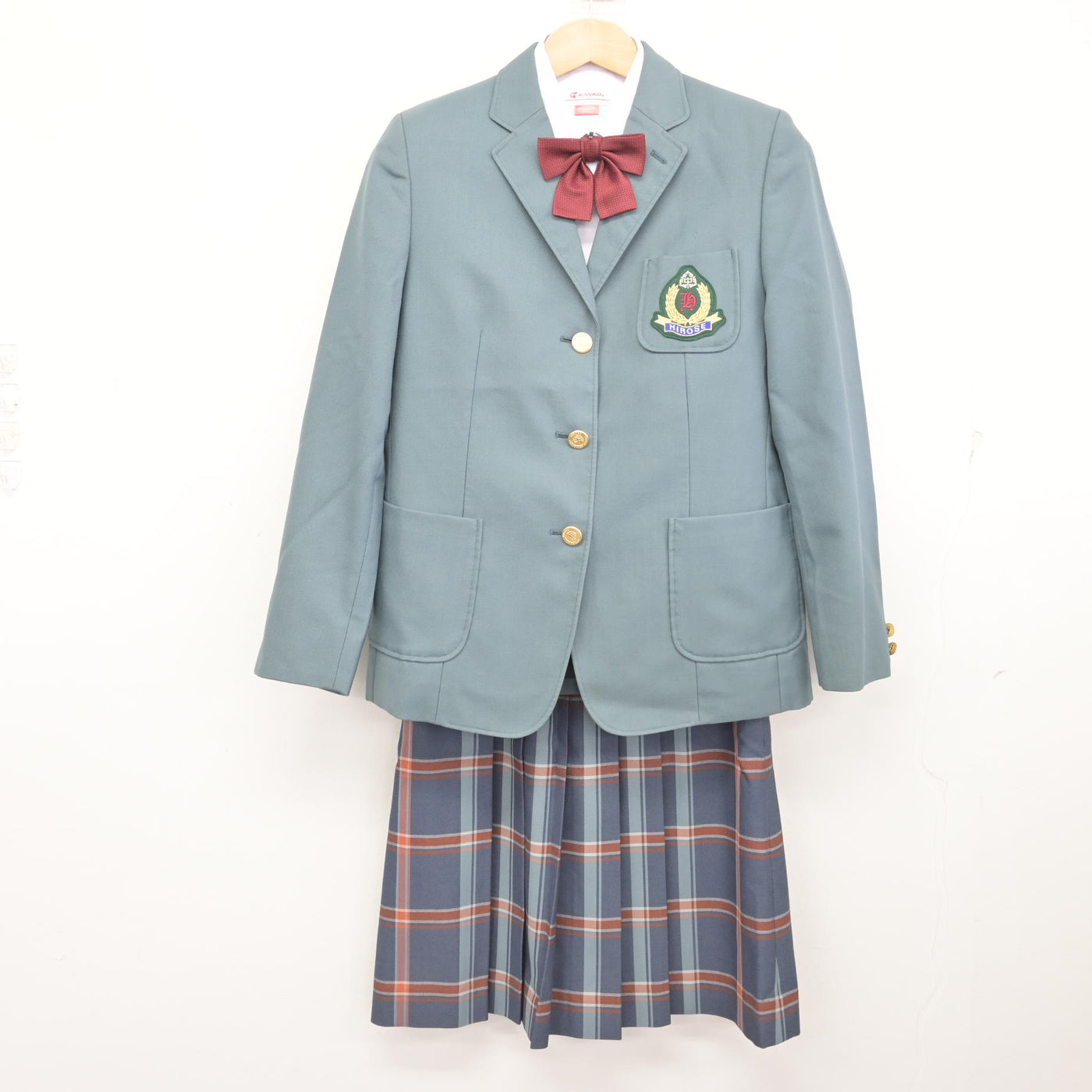 【中古】宮城県 広瀬中学校 女子制服 5点 (ブレザー・シャツ・スカート) sf093568