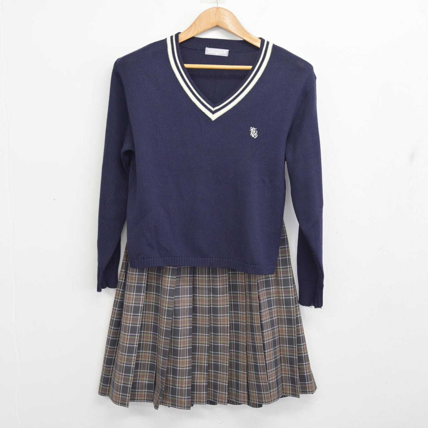 【中古】大阪府 八尾翠翔高等学校/旧制服 女子制服 3点 (ブレザー・ニット・スカート) sf093633