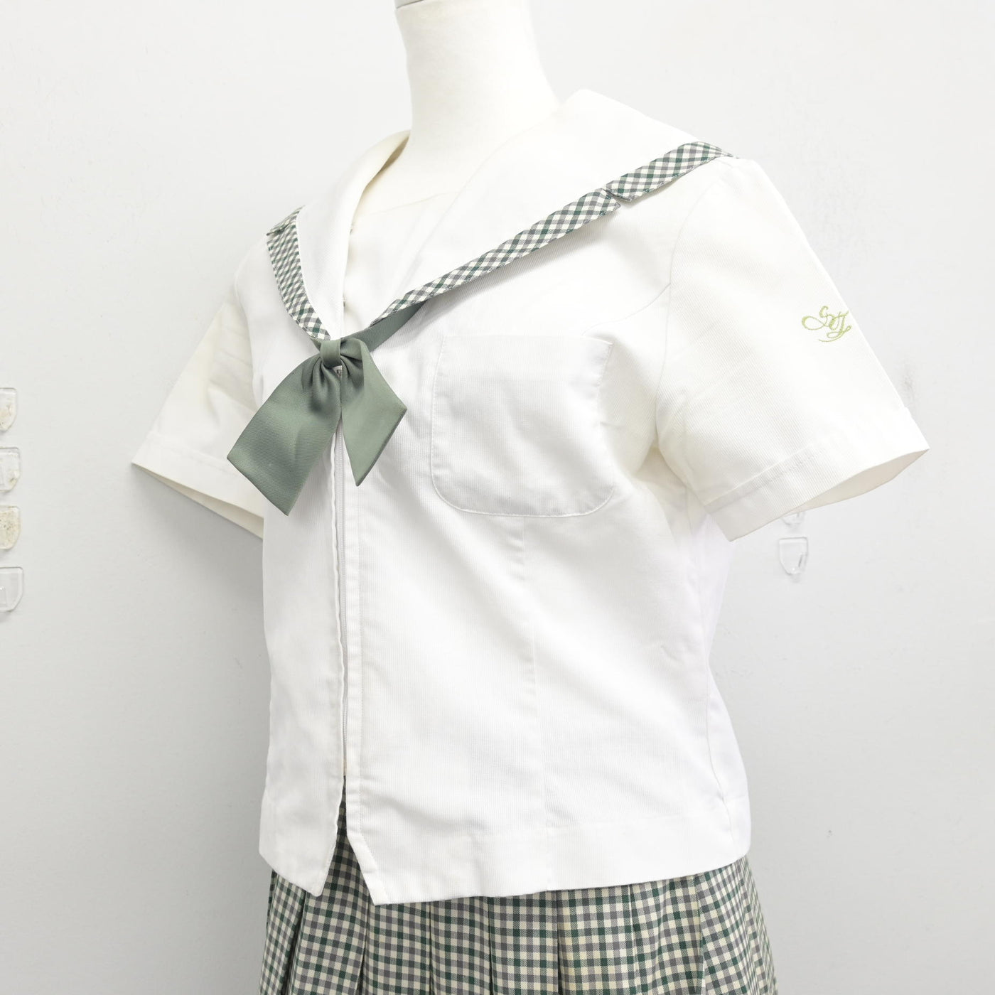 【中古】福島県 須賀川桐陽高等学校 女子制服 3点 (セーラー服・スカート) sf093652