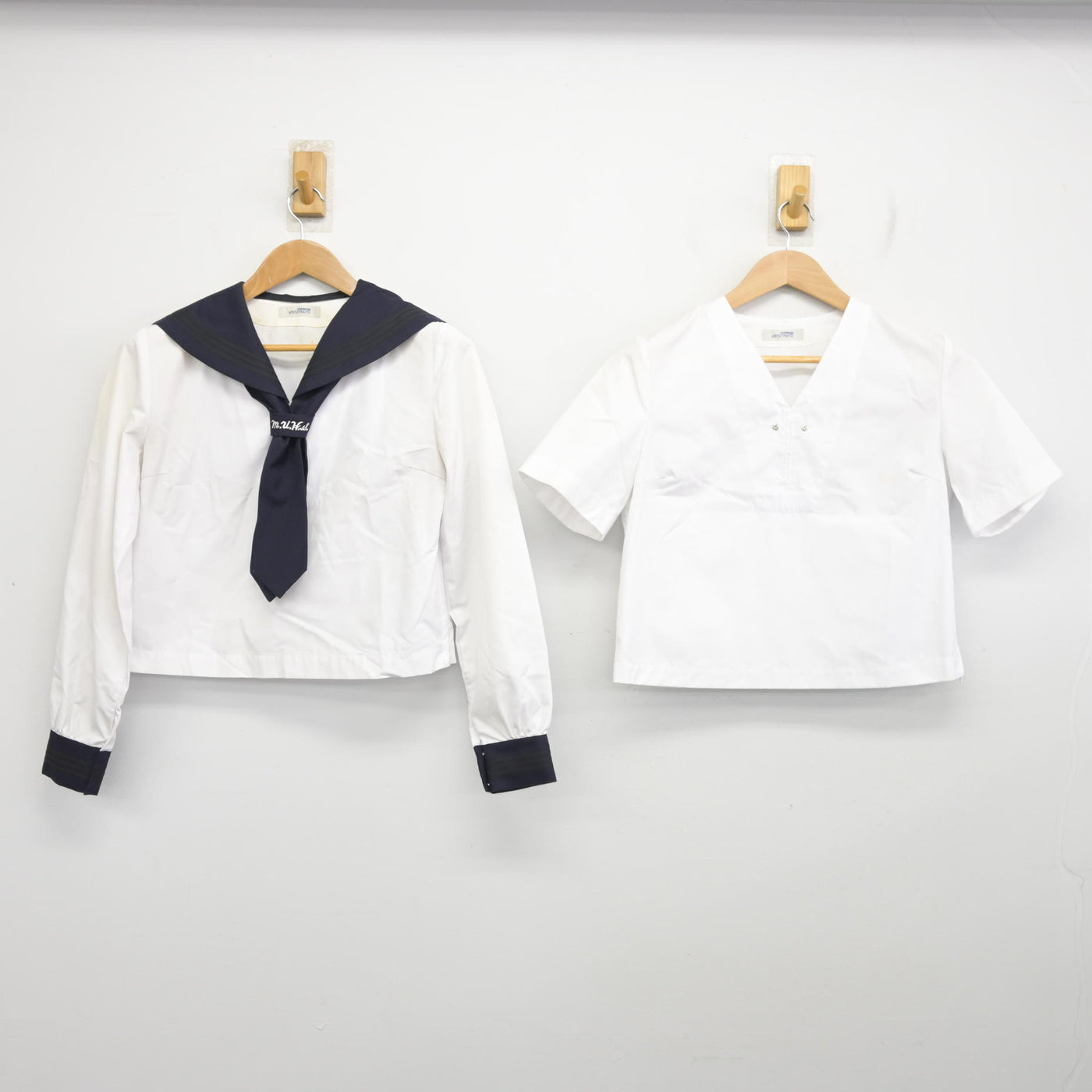 【中古】埼玉県 さいたま市立浦和高等学校 女子制服 3点 (セーラー服) sf093773