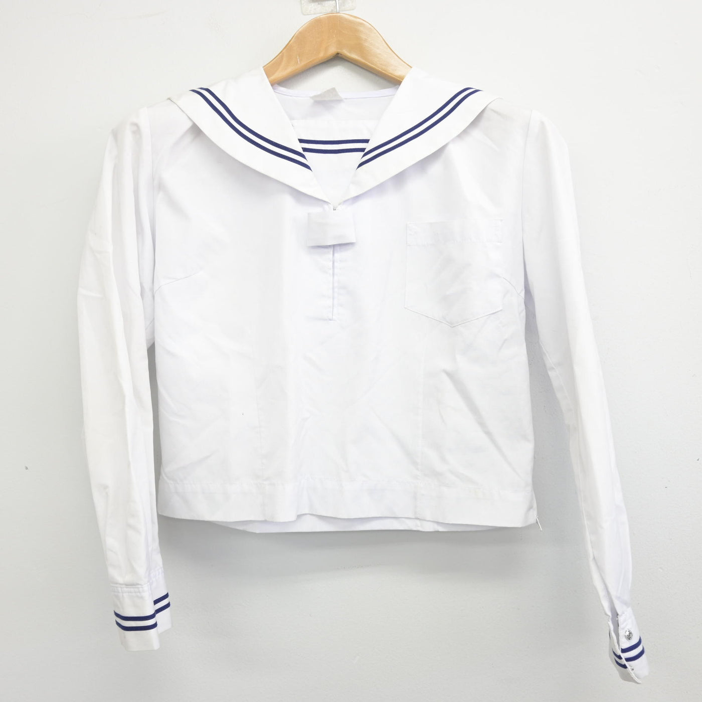 【中古】茨城県 大穂中学校 女子制服 2点 (セーラー服・スカート) sf094172