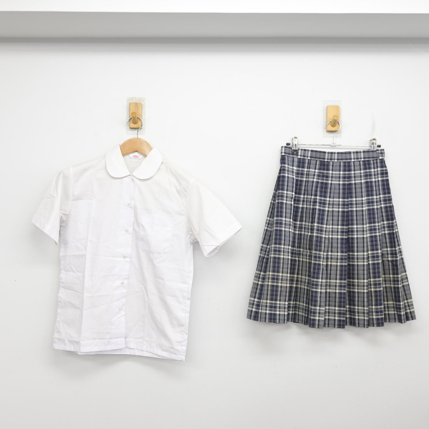 中古】宮城県 宮城広瀬高等学校 女子制服 2点 (シャツ・スカート 