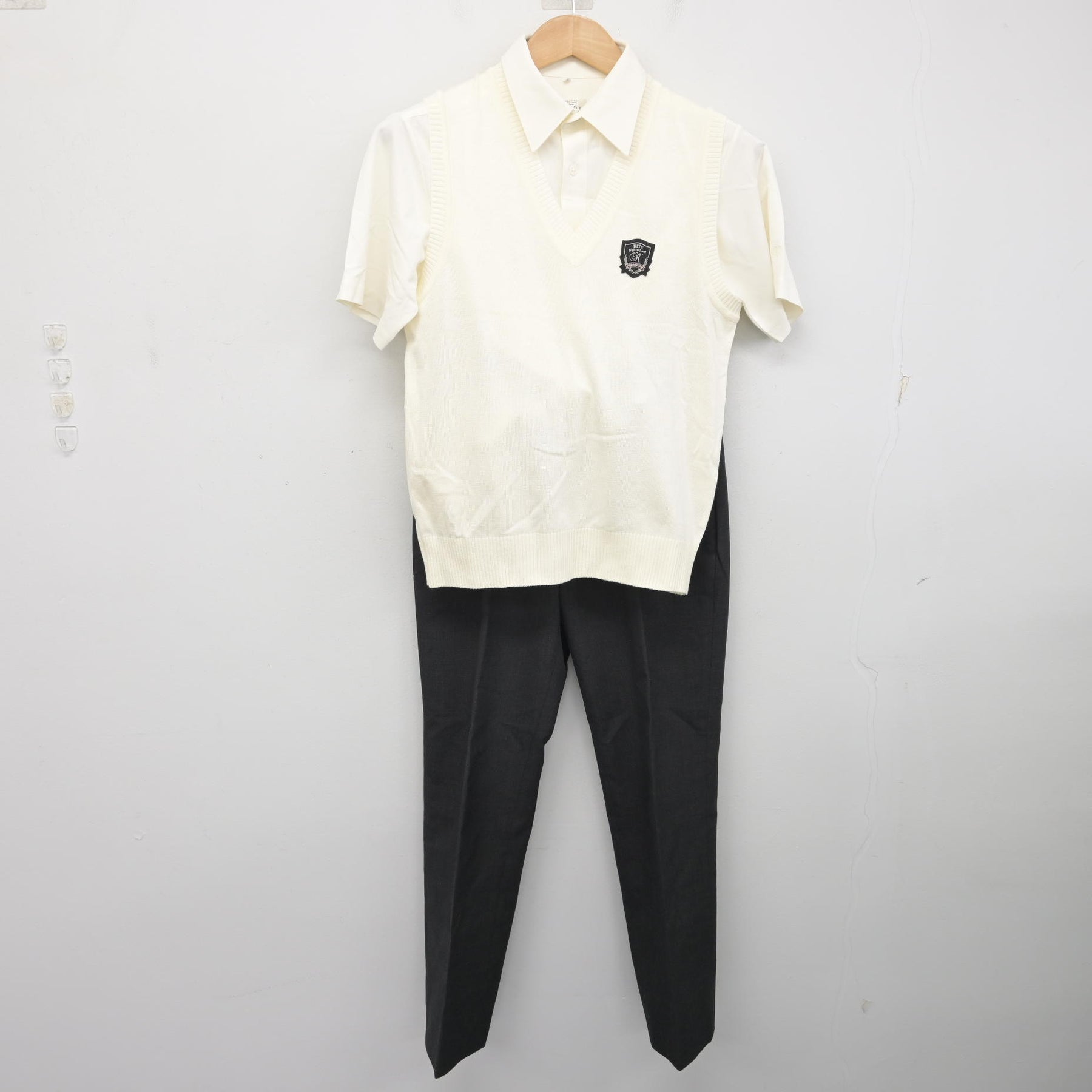 中古】広島県 広島工業大学高等学校 男子制服 3点 (ニットベスト