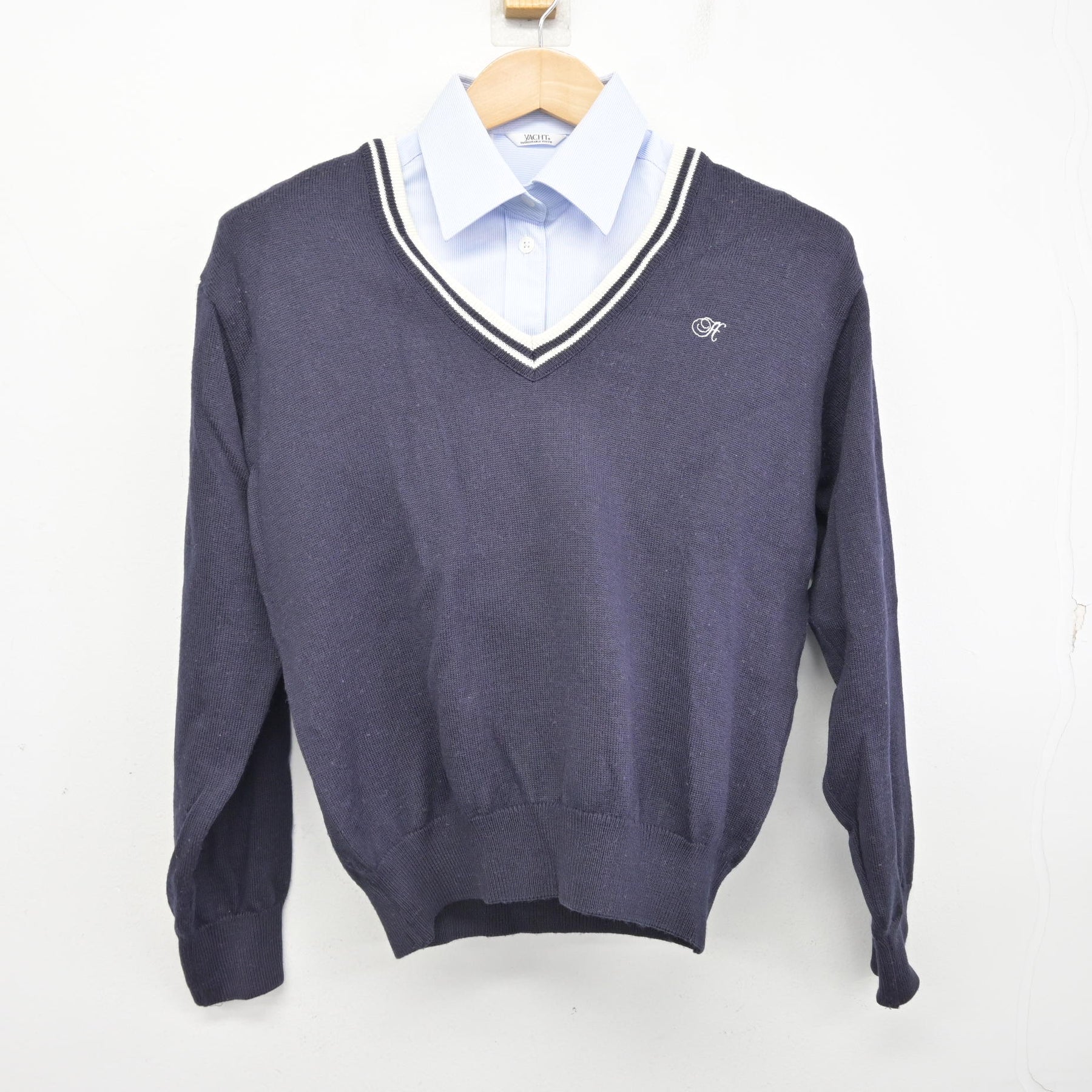 中古】富山県 氷見高等学校 女子制服 2点 (ニット・シャツ) sf094741