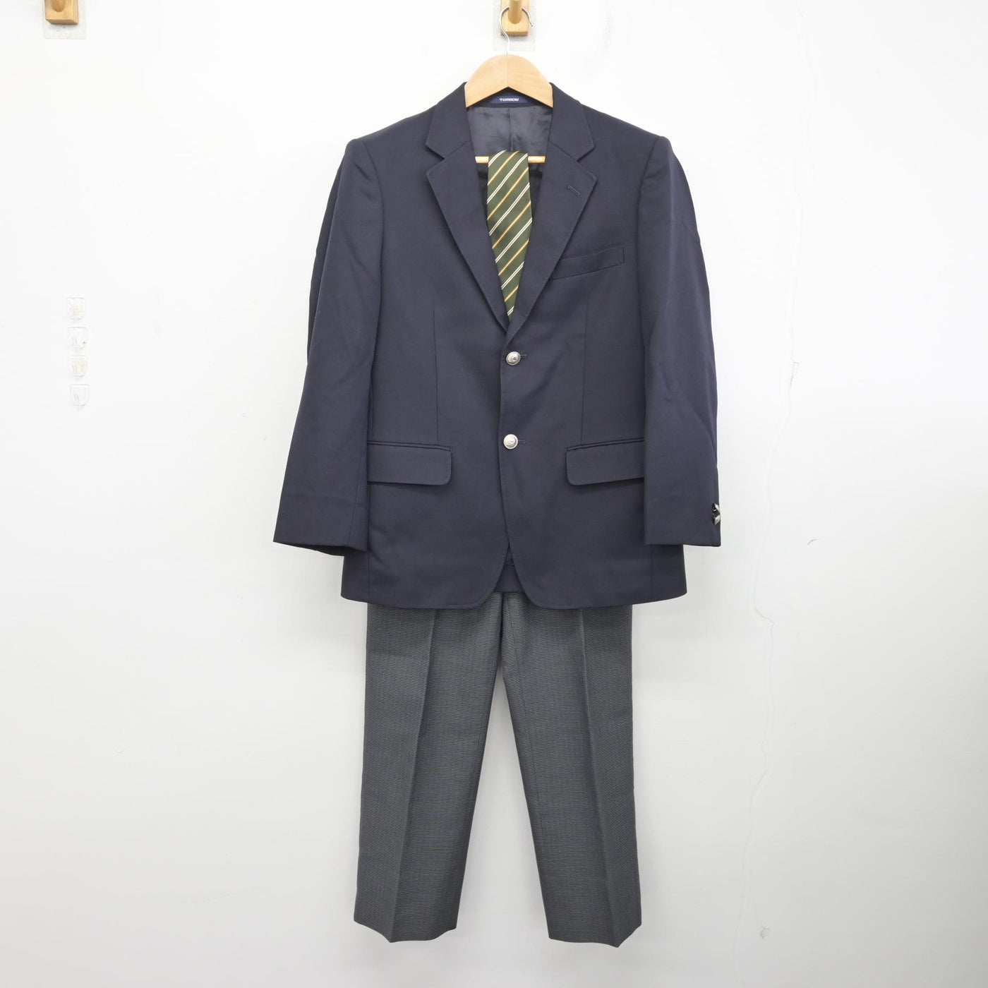 【中古】東京都 北町中学校 男子制服 3点 (ブレザー・ズボン) sf094908