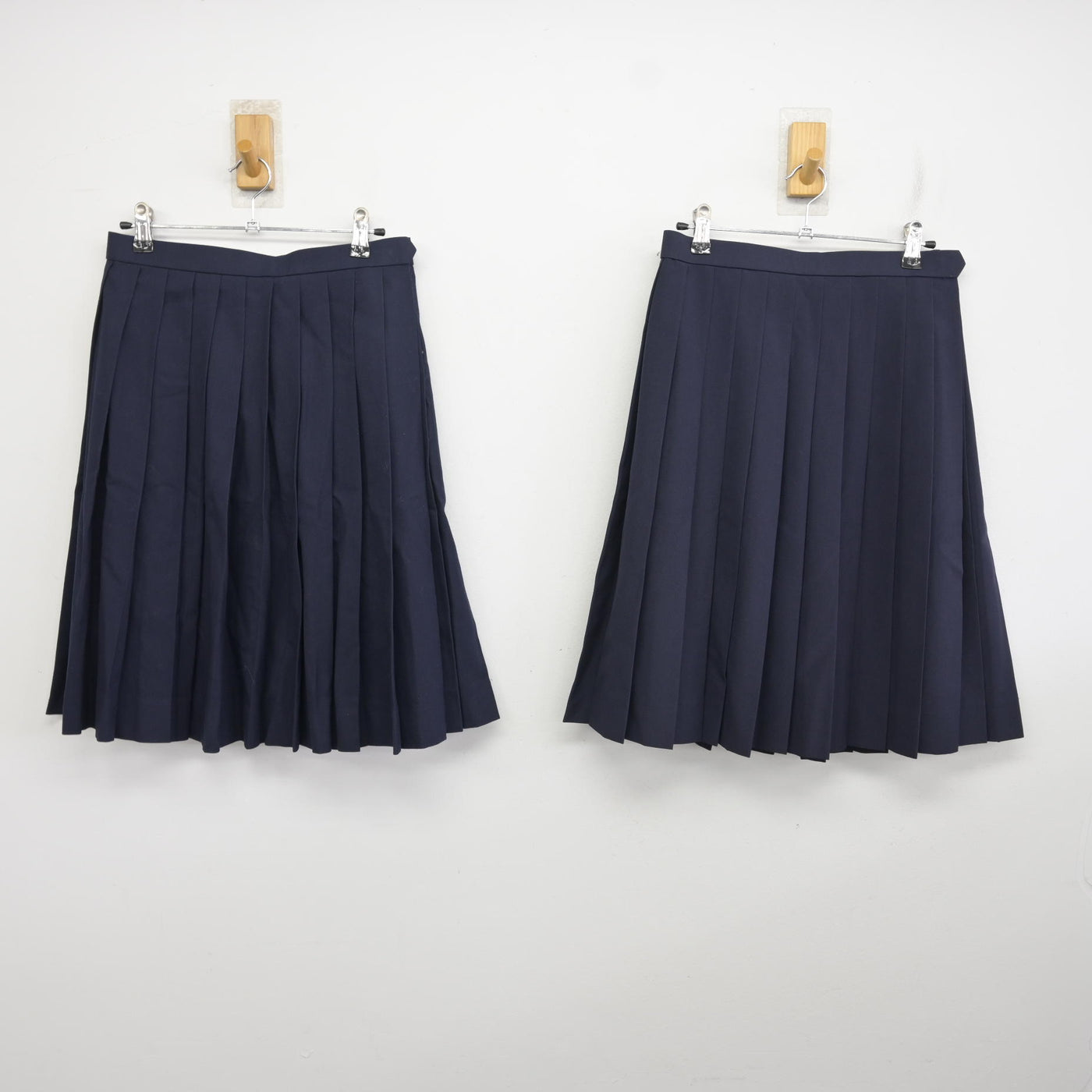 【中古】神奈川県 綾北中学校 女子制服 4点 (ブレザー・スカート) sf094909