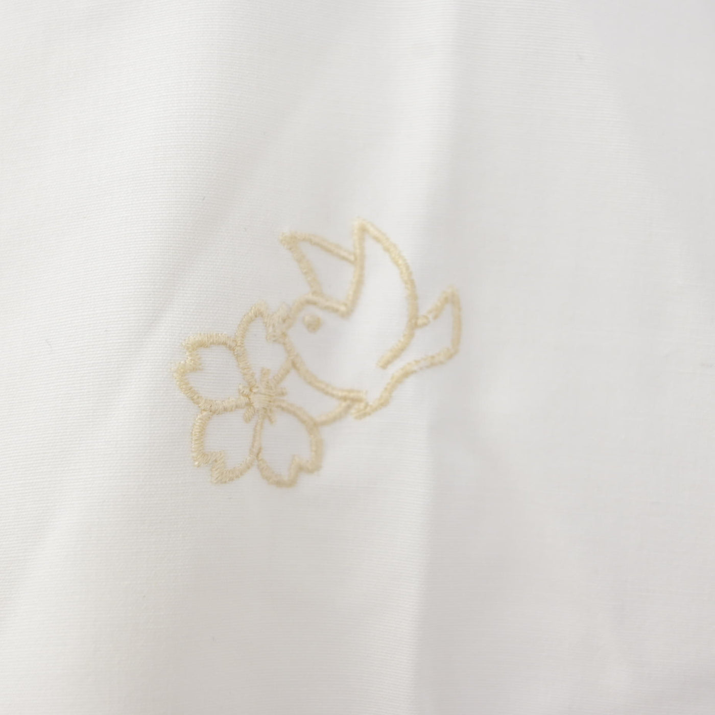 【中古】奈良県 法隆寺国際高等学校 女子制服 2点 (シャツ・スカート) sf094923