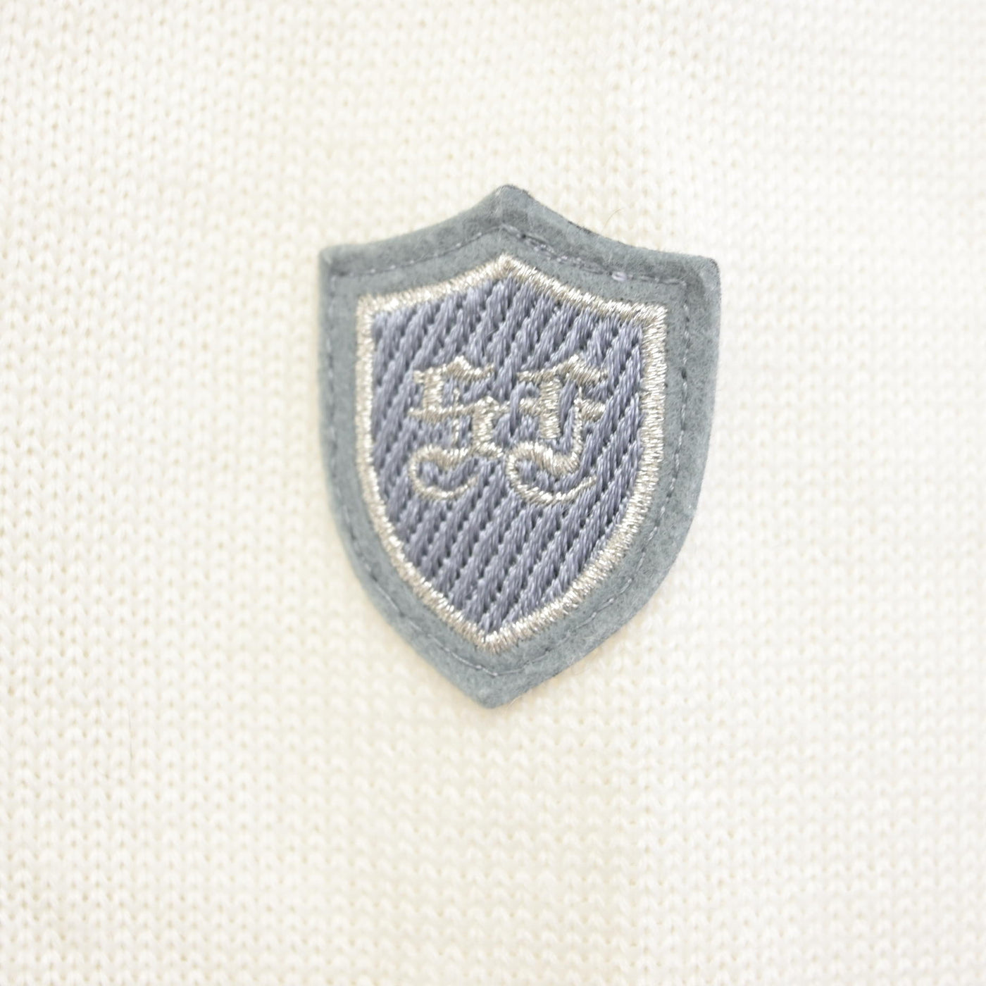 【中古】埼玉県 正智深谷高等学校 女子制服 2点 (ニットベスト・シャツ) sf094930
