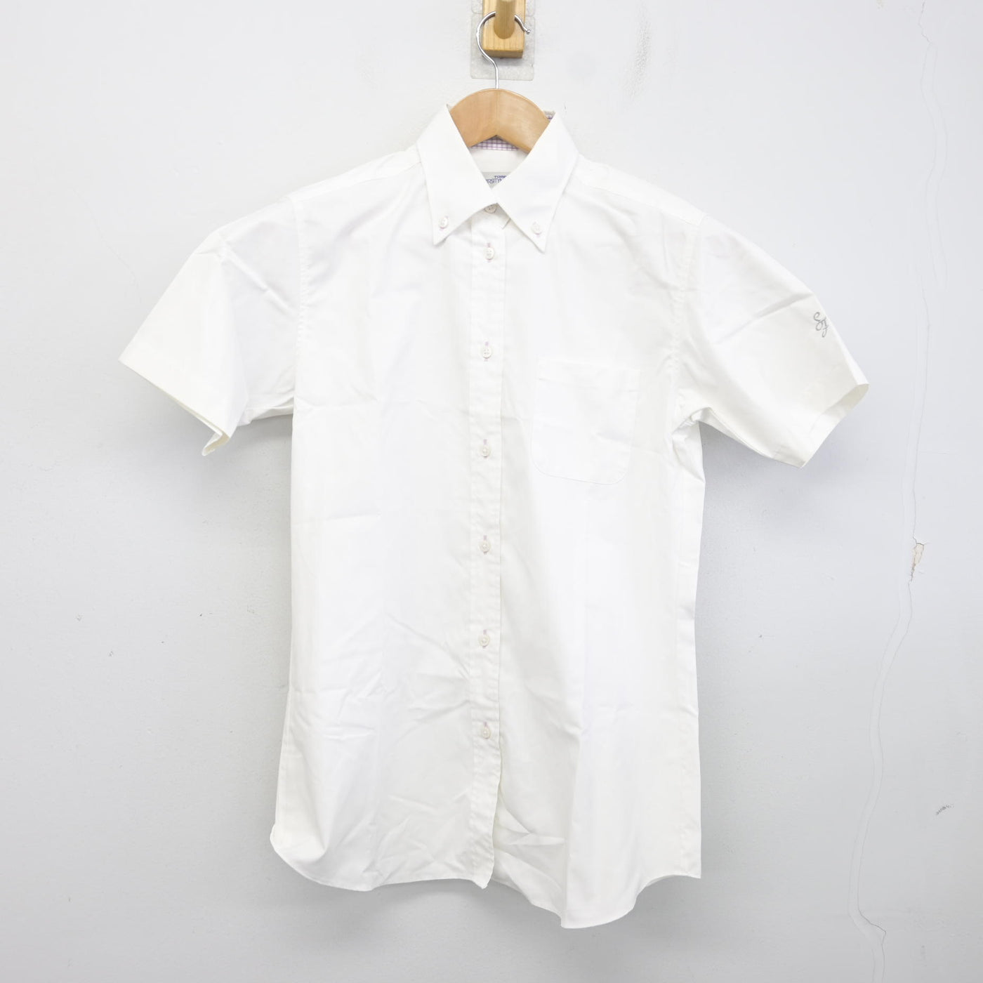 【中古】埼玉県 正智深谷高等学校 女子制服 2点 (ニットベスト・シャツ) sf094930