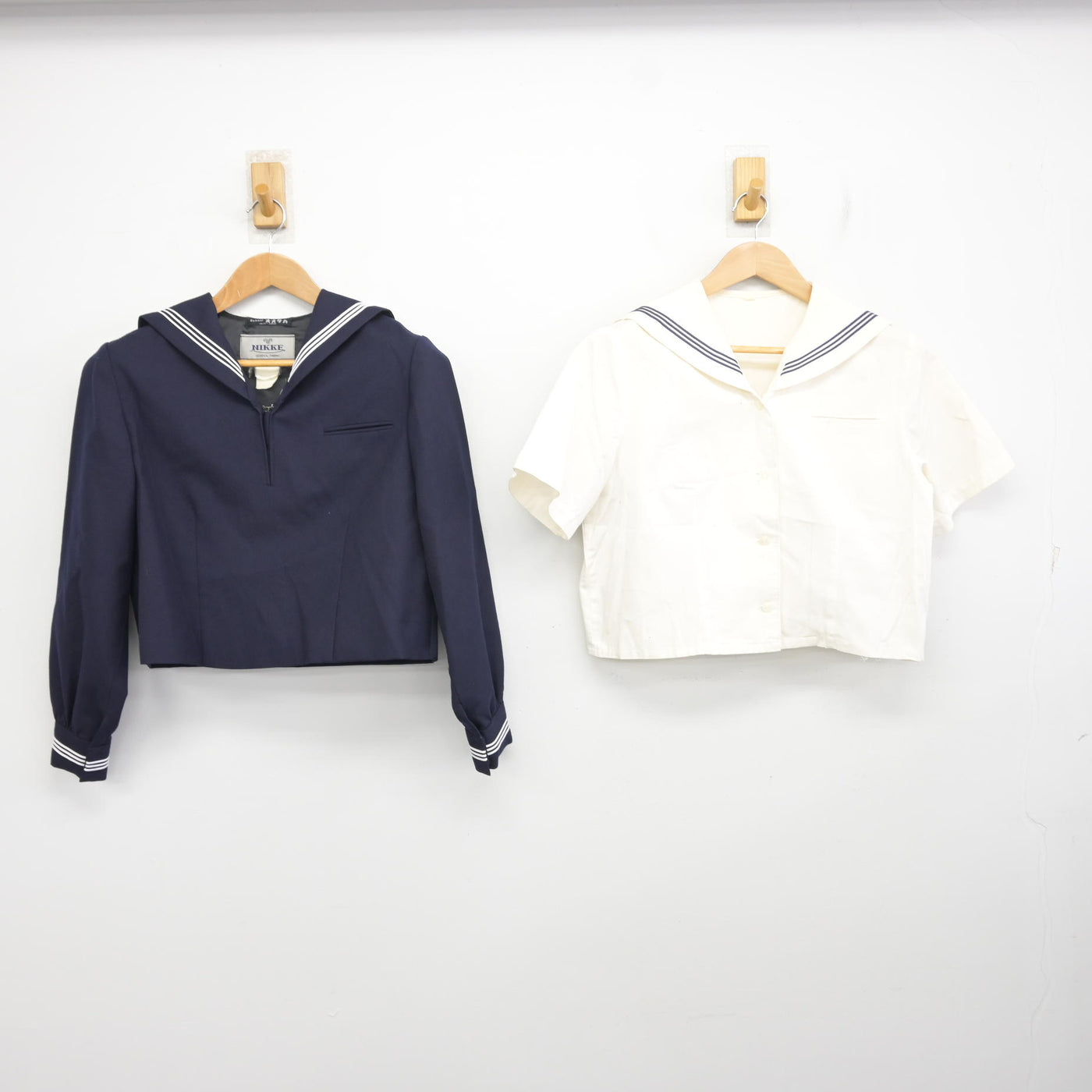 【中古】東京都 小松川高等学校 女子制服 3点 (セーラー服・セーラー服) sf095006