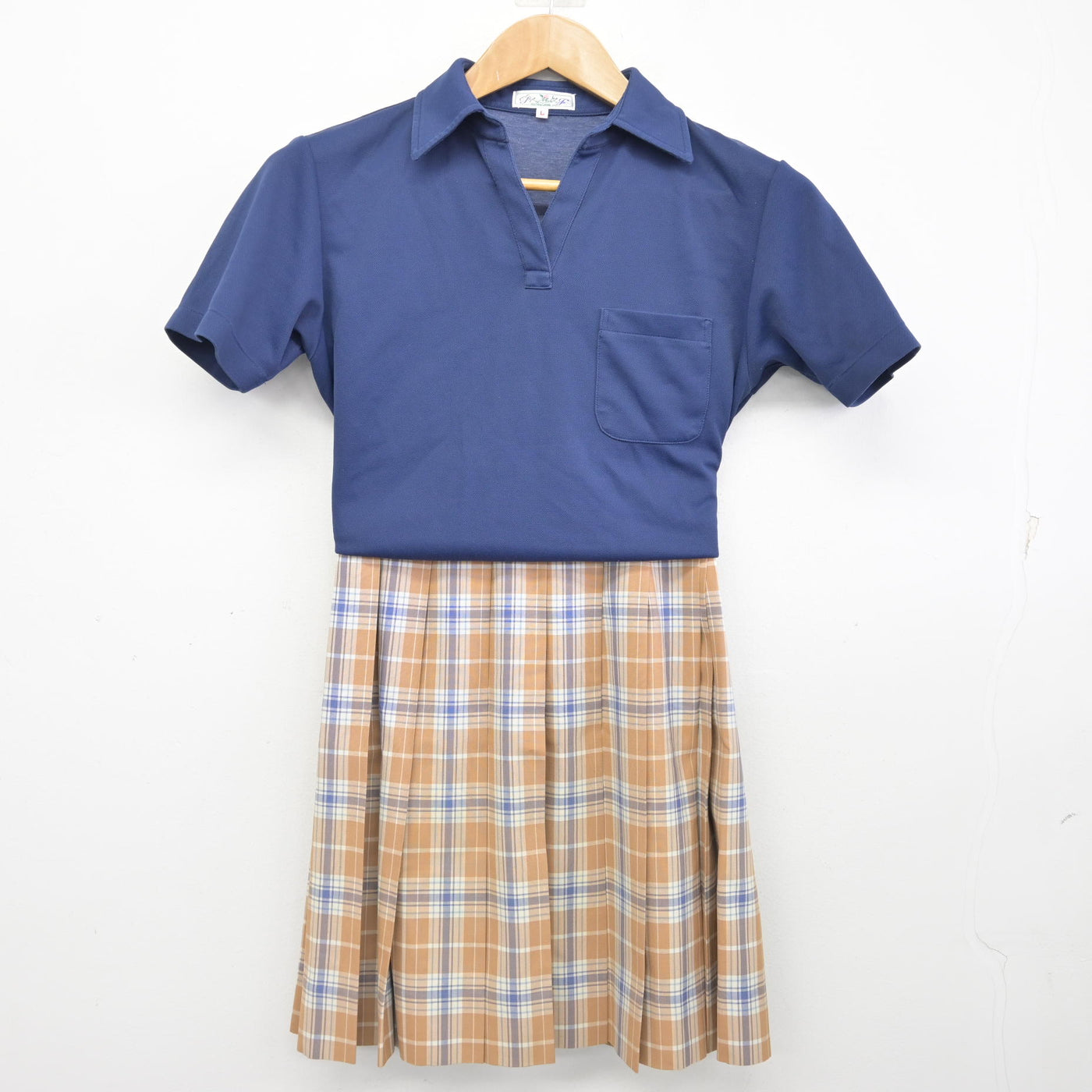 【中古】東京都 品川女子学院高等部 女子制服 2点 (シャツ・スカート) sf095110