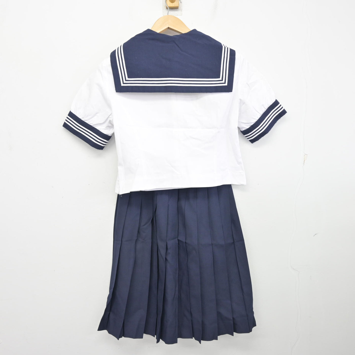 【中古】栃木県 栃木女子高等学校 女子制服 3点 (セーラー服・スカート) sf095292