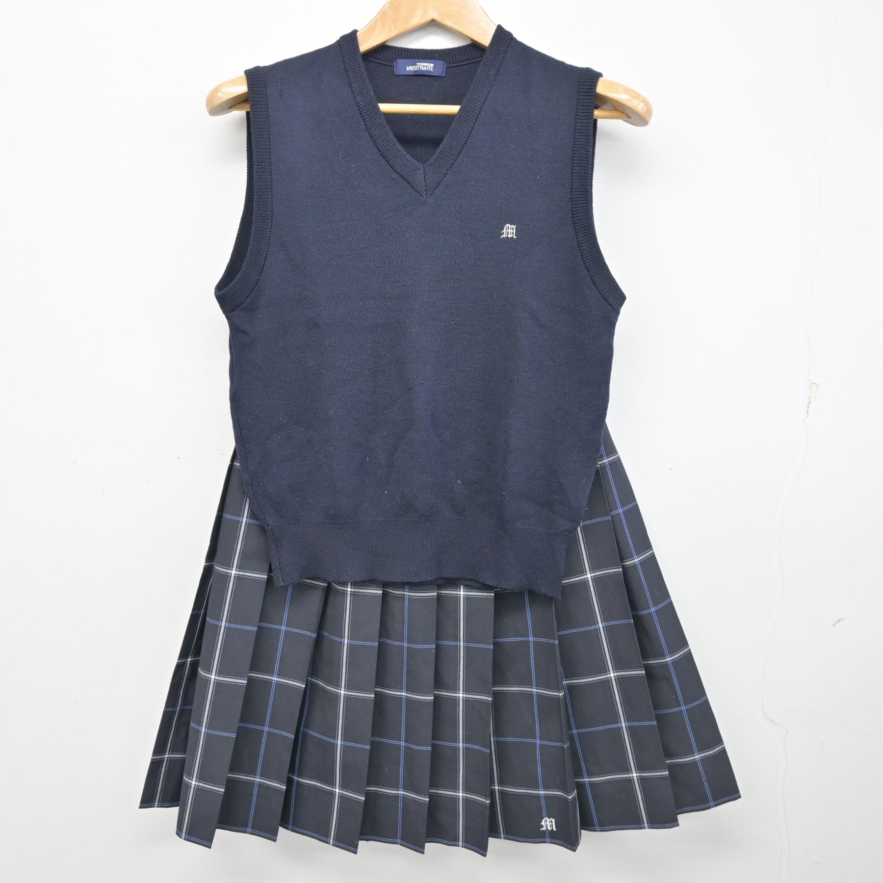 Lnb様 スカート、ベスト  2点 中古】大阪府 岬高等学校 女子制服 2点 (ニットベスト・スカート