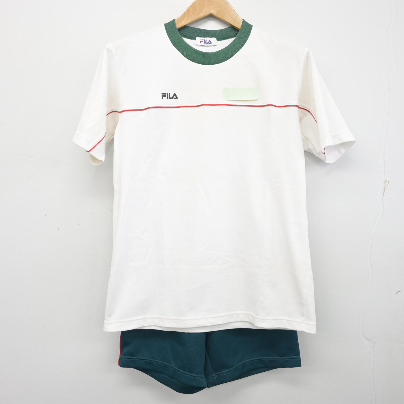 【中古】和歌山県 吉備中学校 女子制服 2点 (体操服 上・体操服 下) sf095326