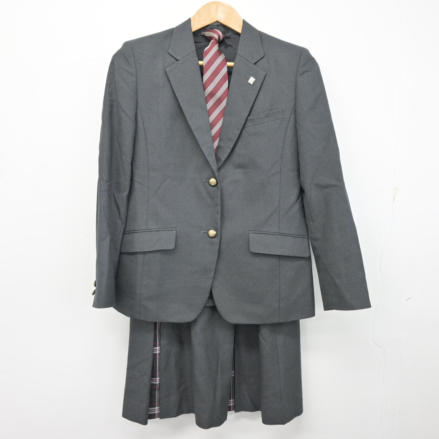 【中古】埼玉県 昌平高等学校 女子制服 4点 (ブレザー・スカート) sf095340