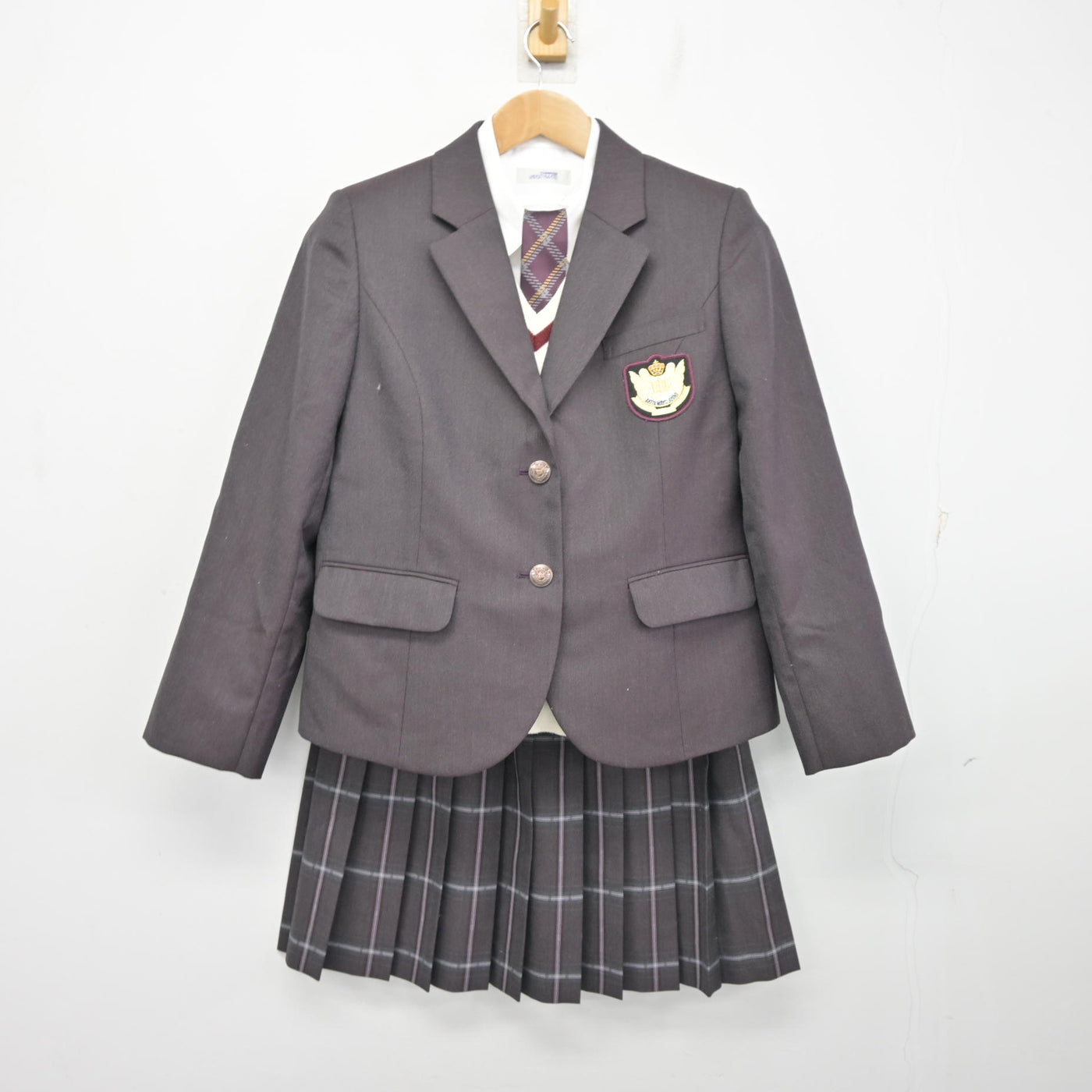 【中古】秋田県 令和高等学校 女子制服 5点 (ブレザー・ニットベスト・シャツ・スカート) sf095389