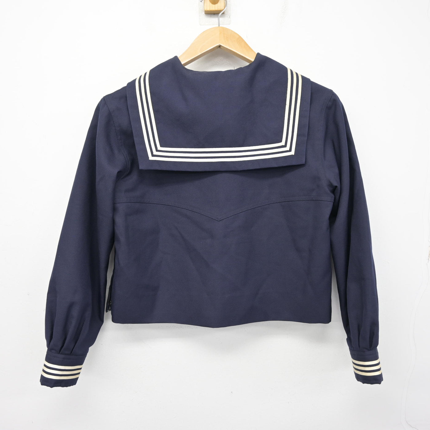 【中古】東京都 十文字中学校 女子制服 2点 (セーラー服・ジャンパースカート) sf095403