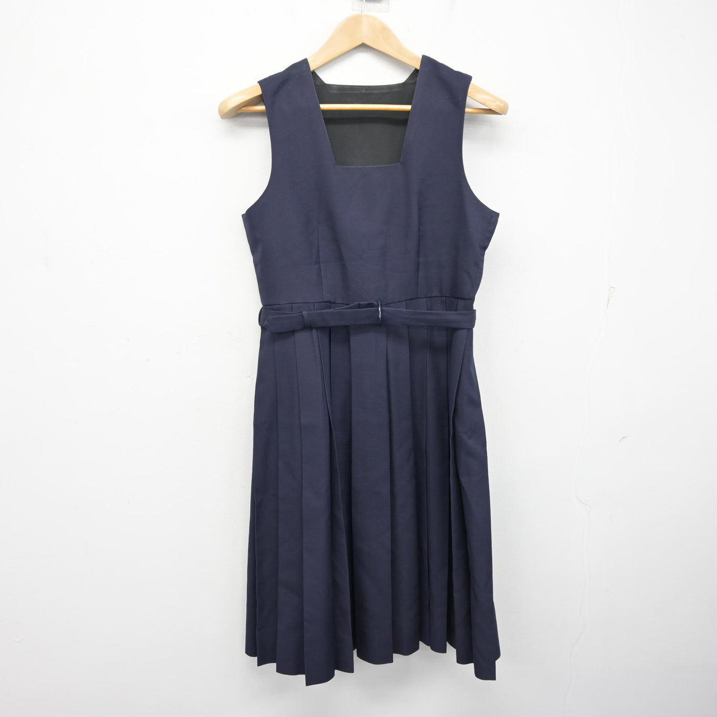 【中古】東京都 十文字中学校 女子制服 2点 (セーラー服・ジャンパースカート) sf095403