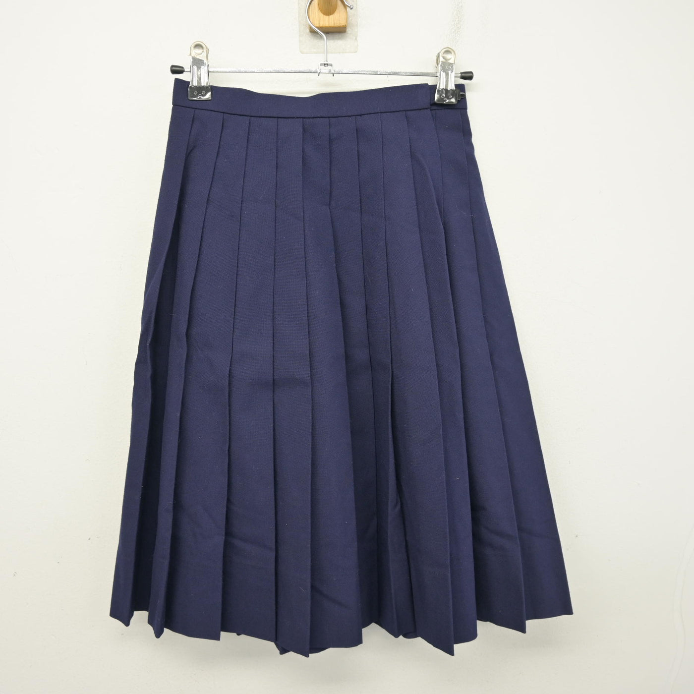 【中古】佐賀県 唐津市立第一中学校 女子制服 2点 (セーラー服・スカート) sf095409