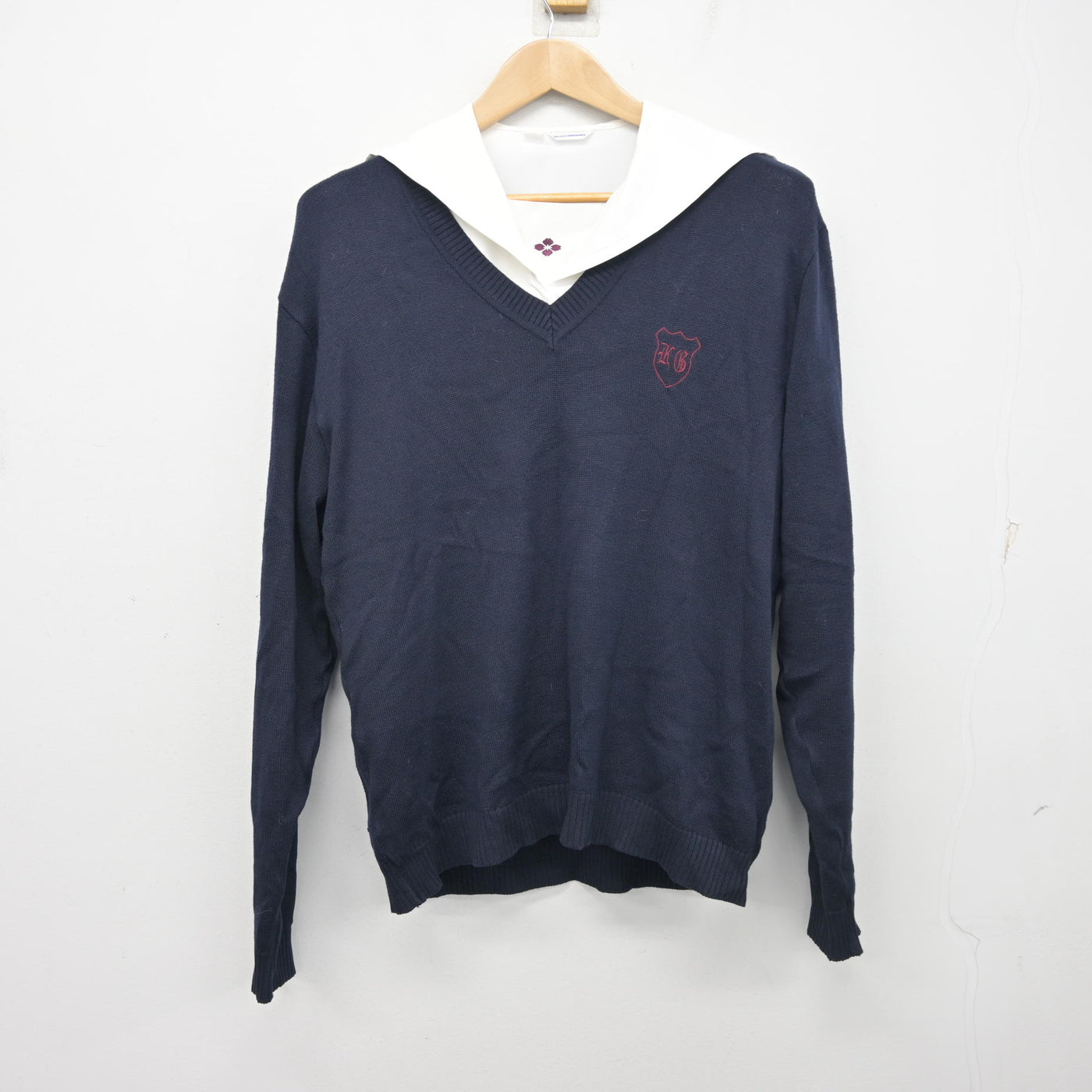 【中古】群馬県 共愛学園中学校・高等学校 女子制服 2点 (ニット・ブラウス) sf095454