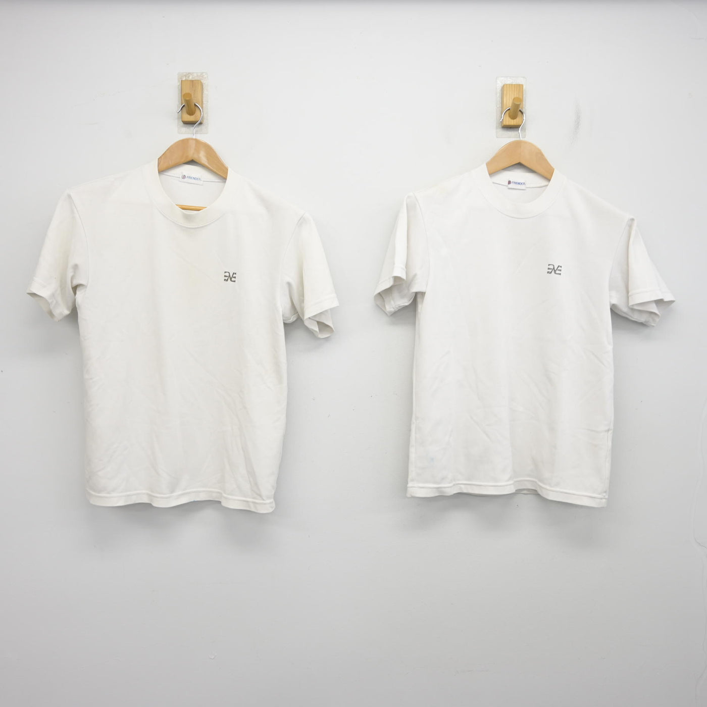 【中古】三重県 長島中学校 女子制服 2点 (体操服 上) sf095469