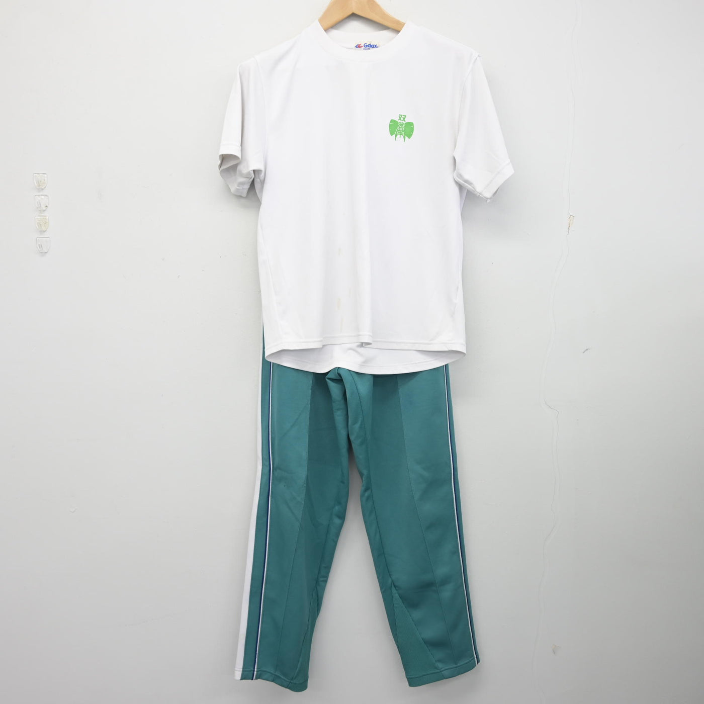 【中古】千葉県 双葉中学校 女子制服 3点 (体操服 上・ジャージ 下) sf095472