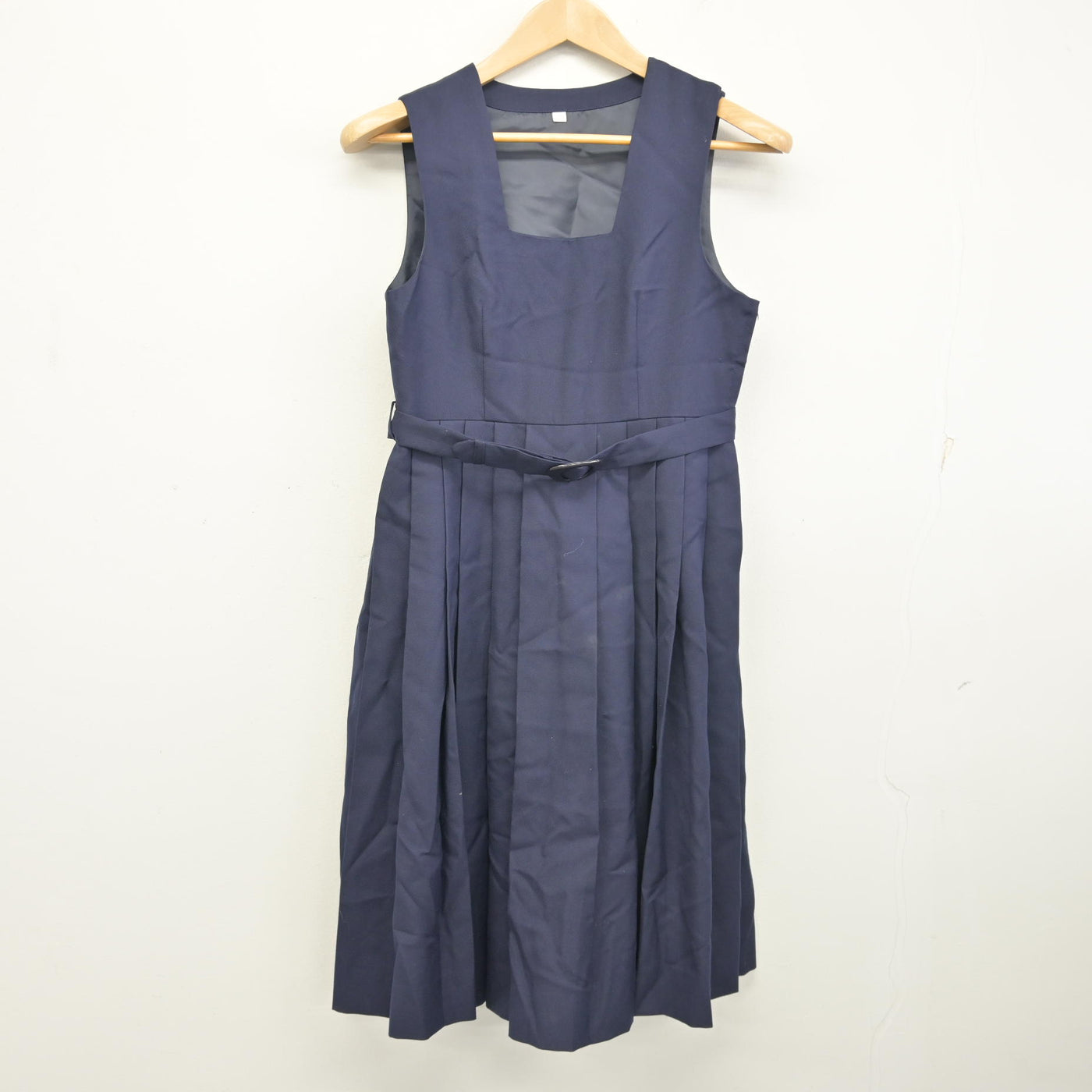 【中古】千葉県 船橋中学校 女子制服 3点 (セーラー服・ジャンパースカート) sf095539