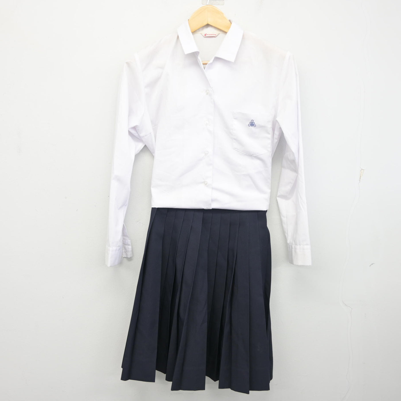 中古】徳島県 小松島高等学校 女子制服 2点 (シャツ・スカート