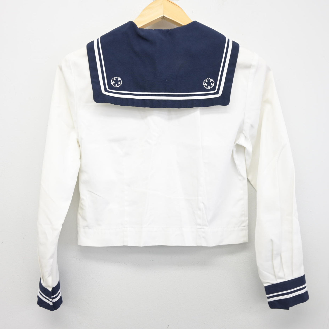 【中古】千葉県 昭和学院秀英中学校 女子制服 2点 (ニット・セーラー服) sf095628