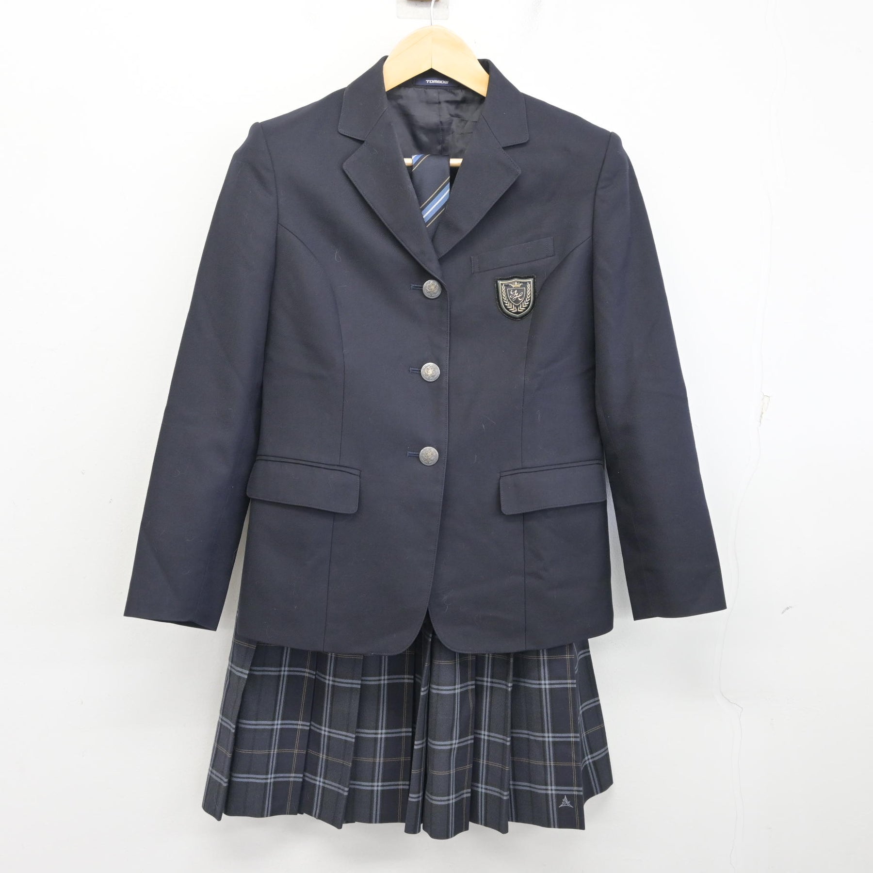 山田高校　制服 中古】愛知県 山田高等学校 女子制服 3点 (ブレザー・スカート