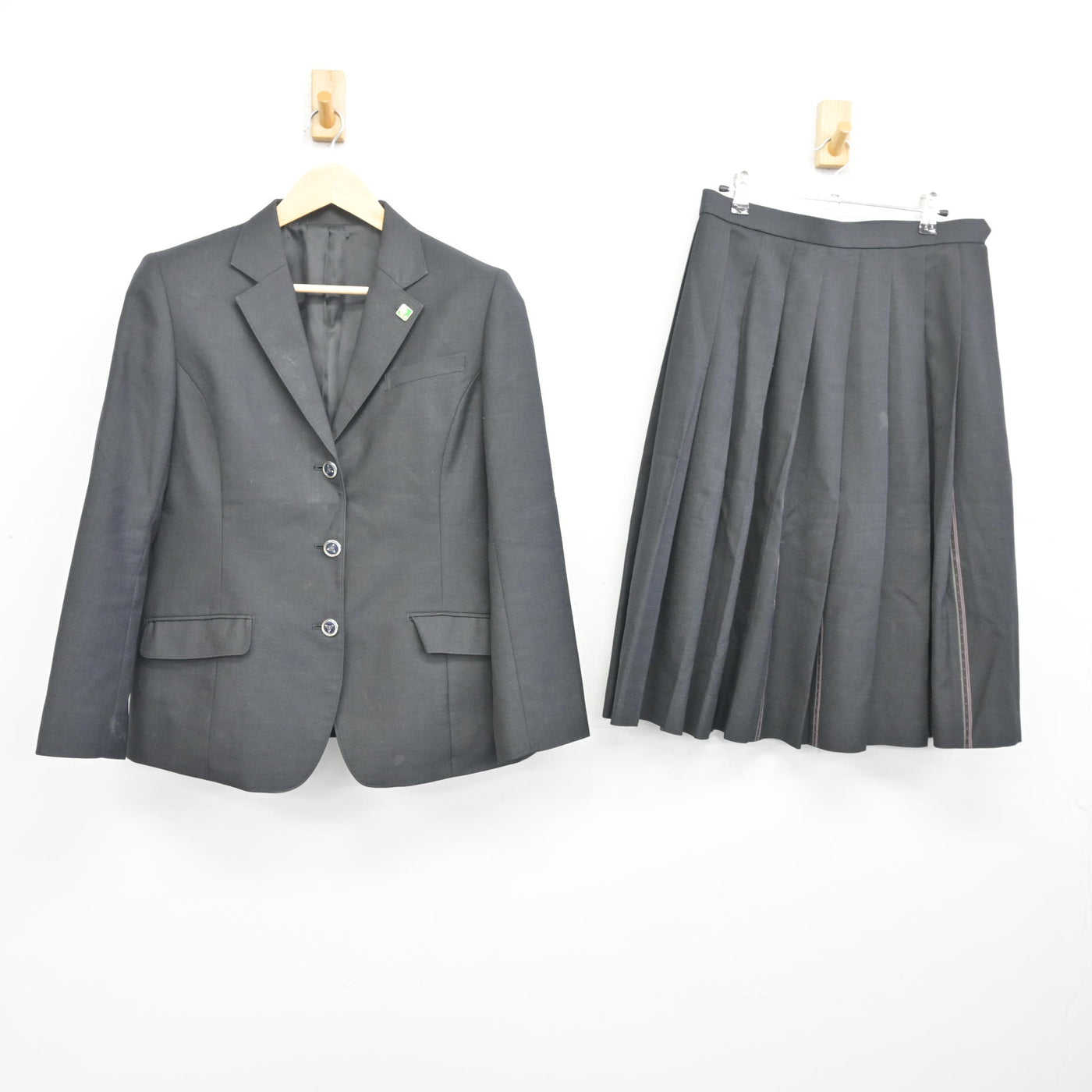 中古】兵庫県 神港橘高等学校 女子制服 2点 (ブレザー・スカート 