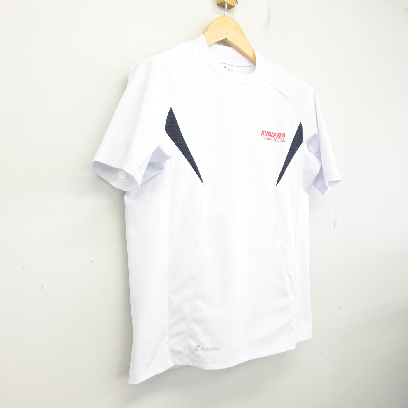 【中古】岡山県 桑田中学校 女子制服 1点 (体操服 上) sf096340