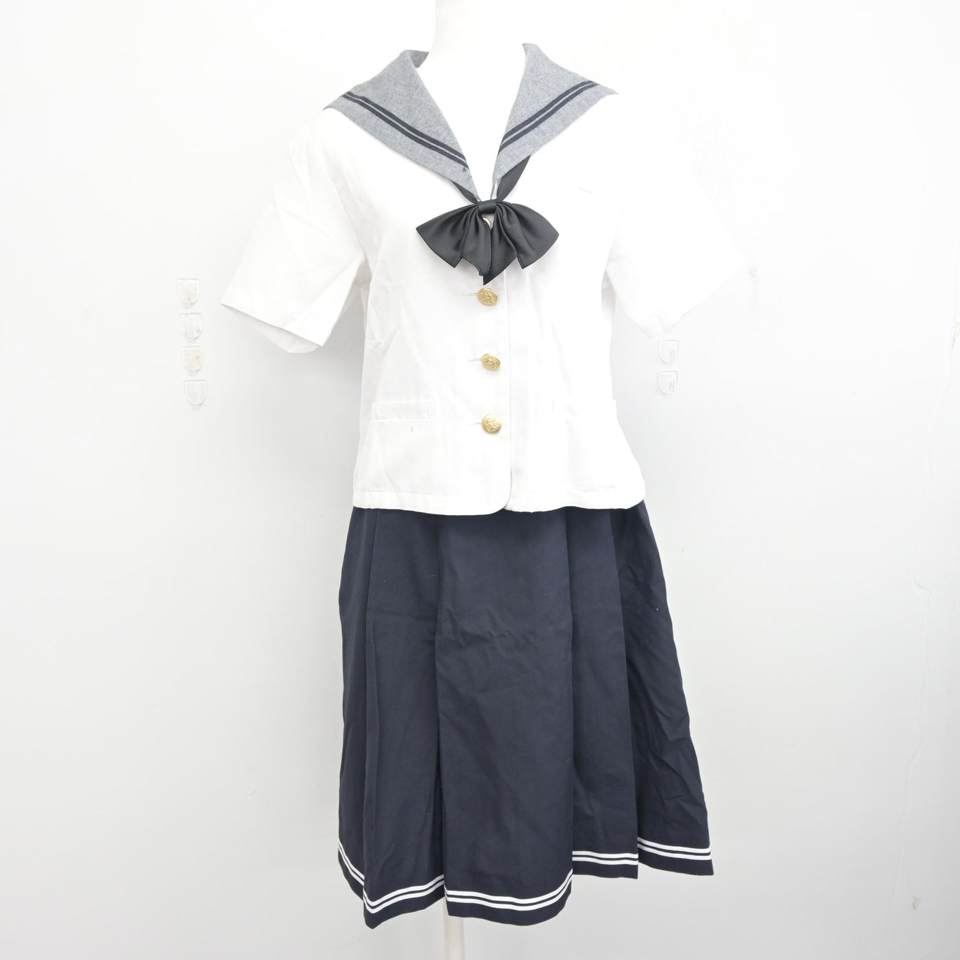 【中古】愛媛県 済美高等学校 女子制服 3点 (セーラー服・スカート) sf096346