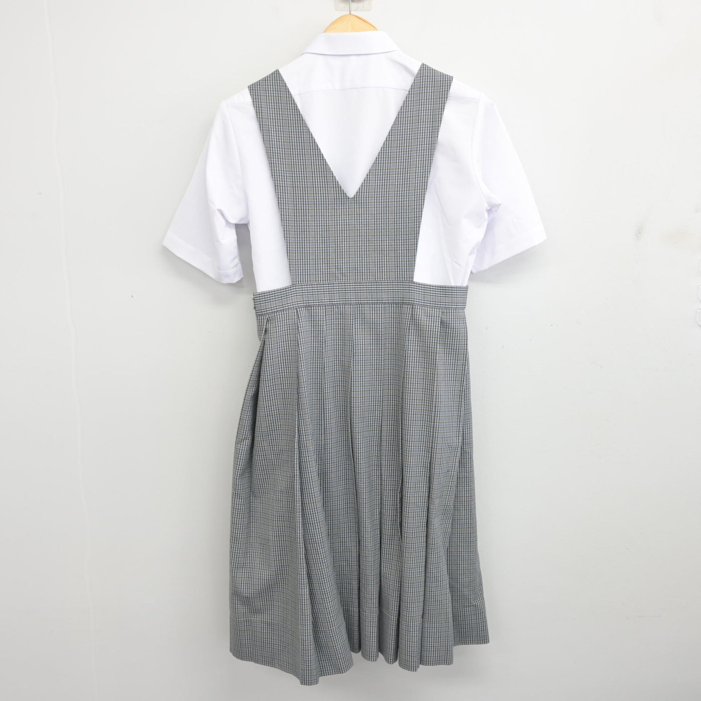 【中古】福岡県 古賀中学校/旧制服 女子制服 2点 (ブラウス・ジャンパースカート) sf096414