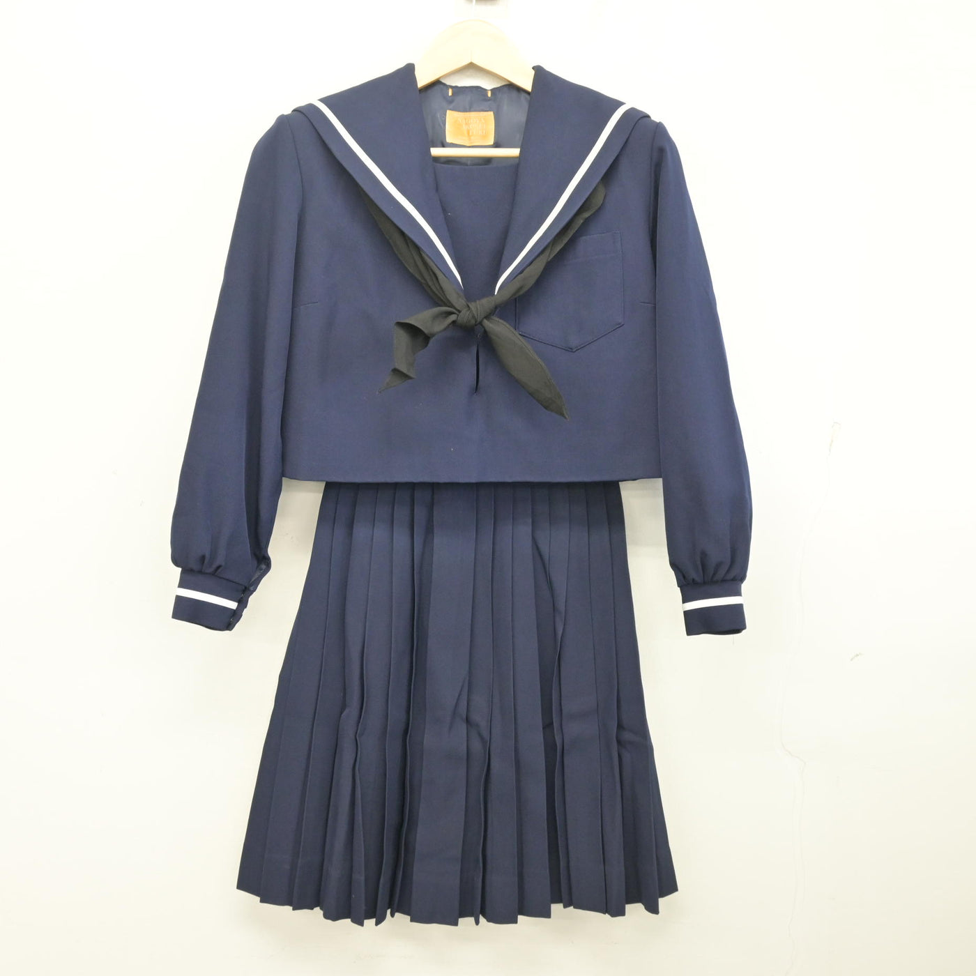 奈良女子高校（白藤学園）　規定のコート　未使用 奈良女子高校（白藤学園） 規定のコート 未使用 奈良女子高校（白藤