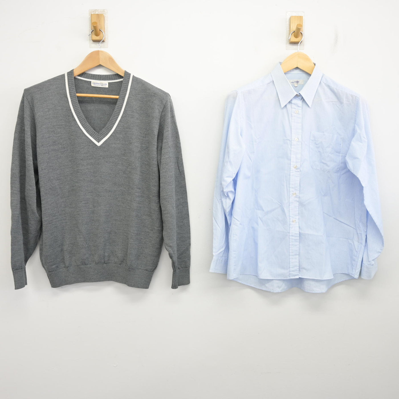 【中古】北海道 札幌山の手高等学校 女子制服 2点 (ニット・シャツ) sf096524