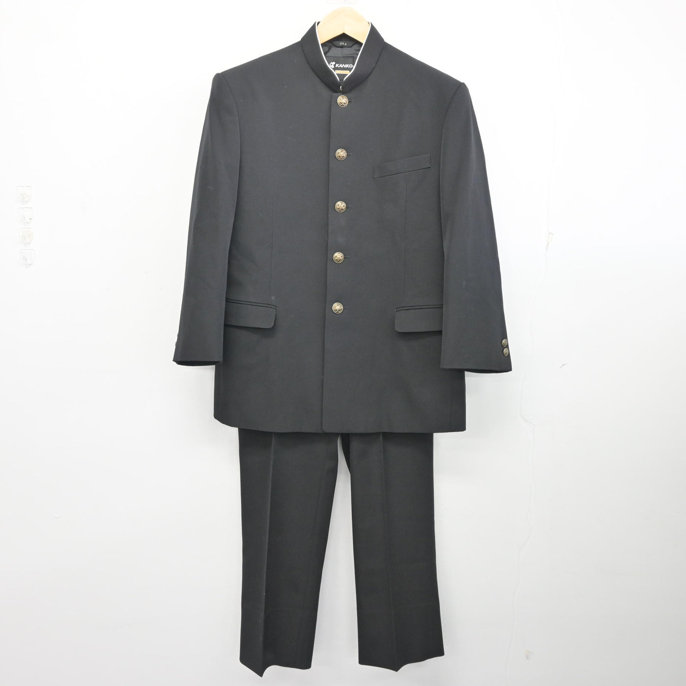 【中古】奈良県 生駒中学校 男子制服 2点 (学ラン・ズボン) sf096529