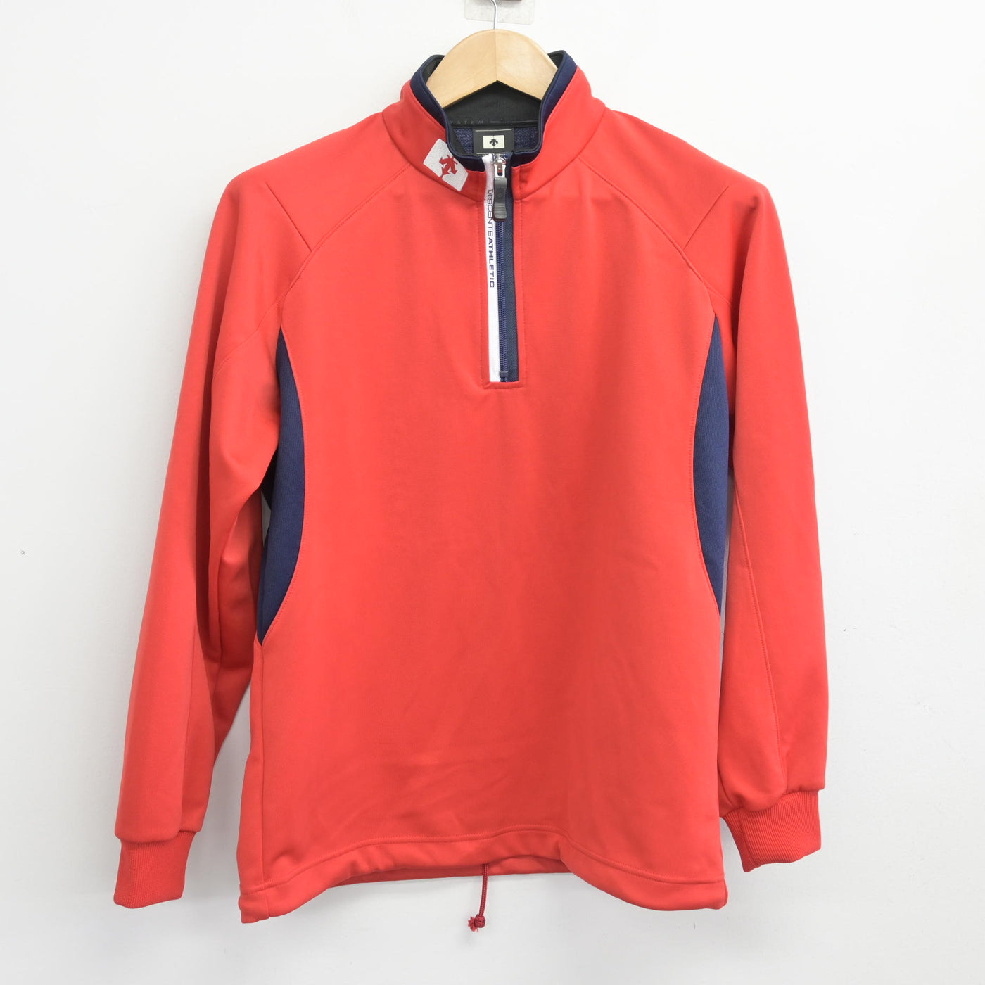 【中古】熊本県 八代高等学校 女子制服 3点 (ジャージ 上・ジャージ 下・体操服 下) sf096568