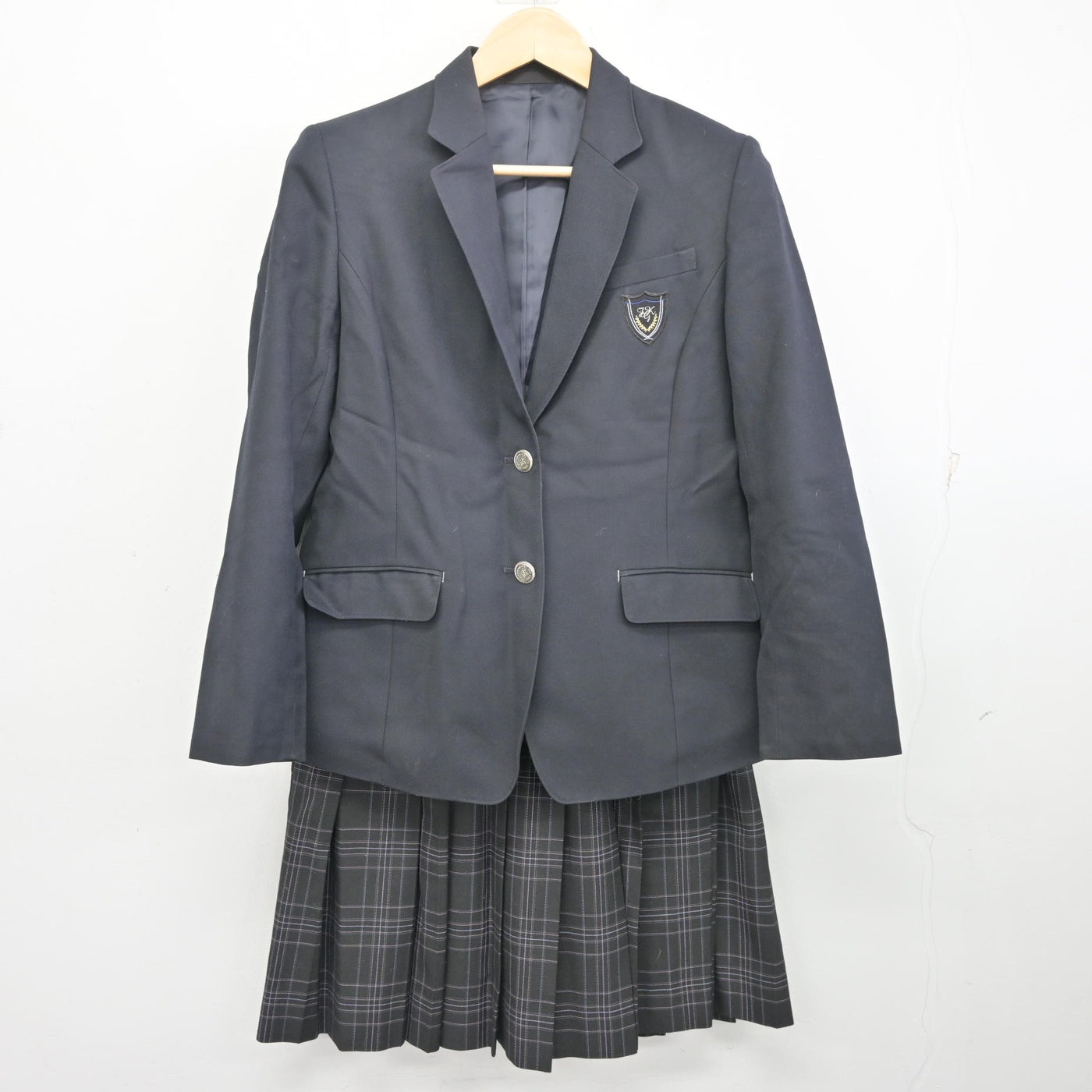 【中古】静岡県 富岳館高等学校 女子制服 2点 (ブレザー・スカート) sf096585